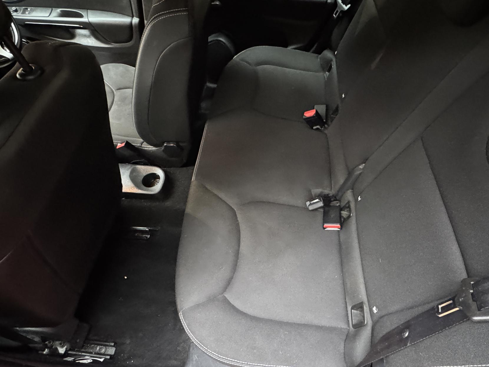 Renault Clio 0.9 TCe Dynamique Nav Hatchback 5dr Petrol Manual Euro 6 (s/s) (90 ps)