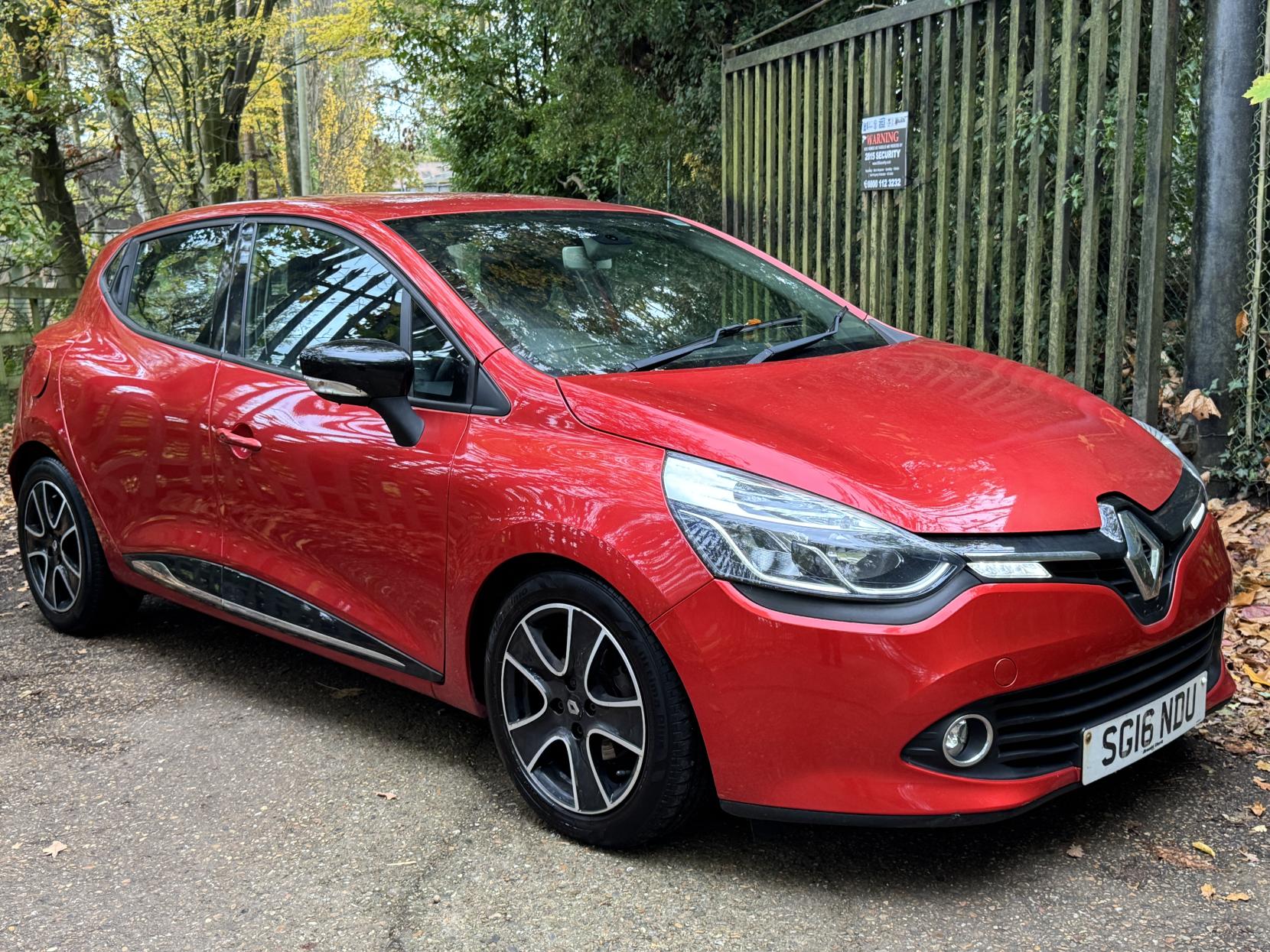 Renault Clio 0.9 TCe Dynamique Nav Hatchback 5dr Petrol Manual Euro 6 (s/s) (90 ps)