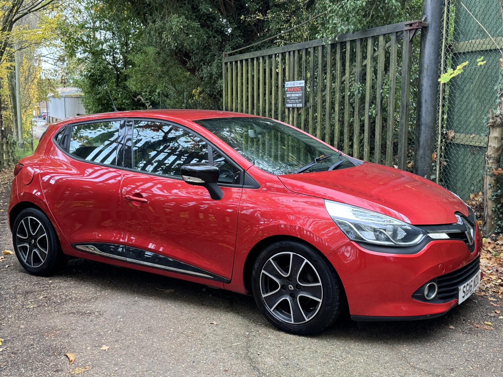 Renault Clio 0.9 TCe Dynamique Nav Hatchback 5dr Petrol Manual Euro 6 (s/s) (90 ps)