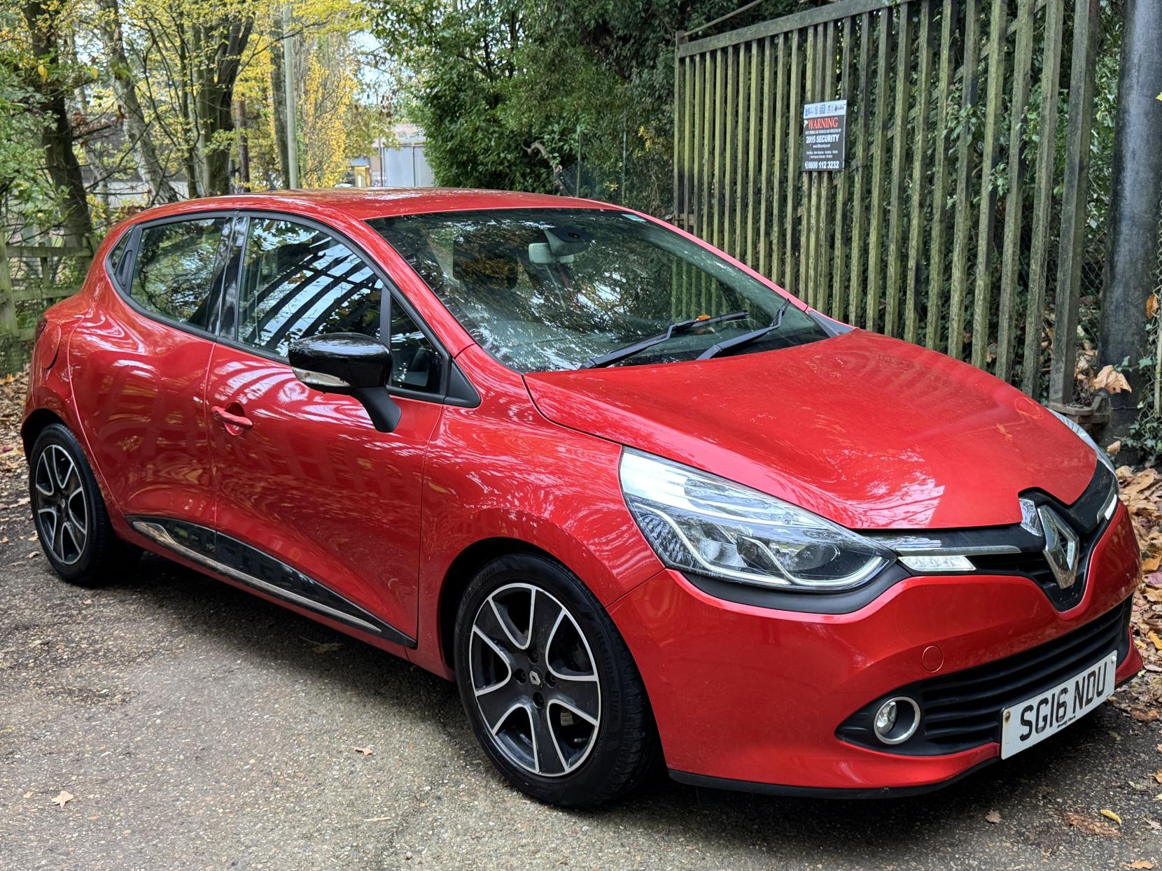 Renault Clio 0.9 TCe Dynamique Nav Hatchback 5dr Petrol Manual Euro 6 (s/s) (90 ps)