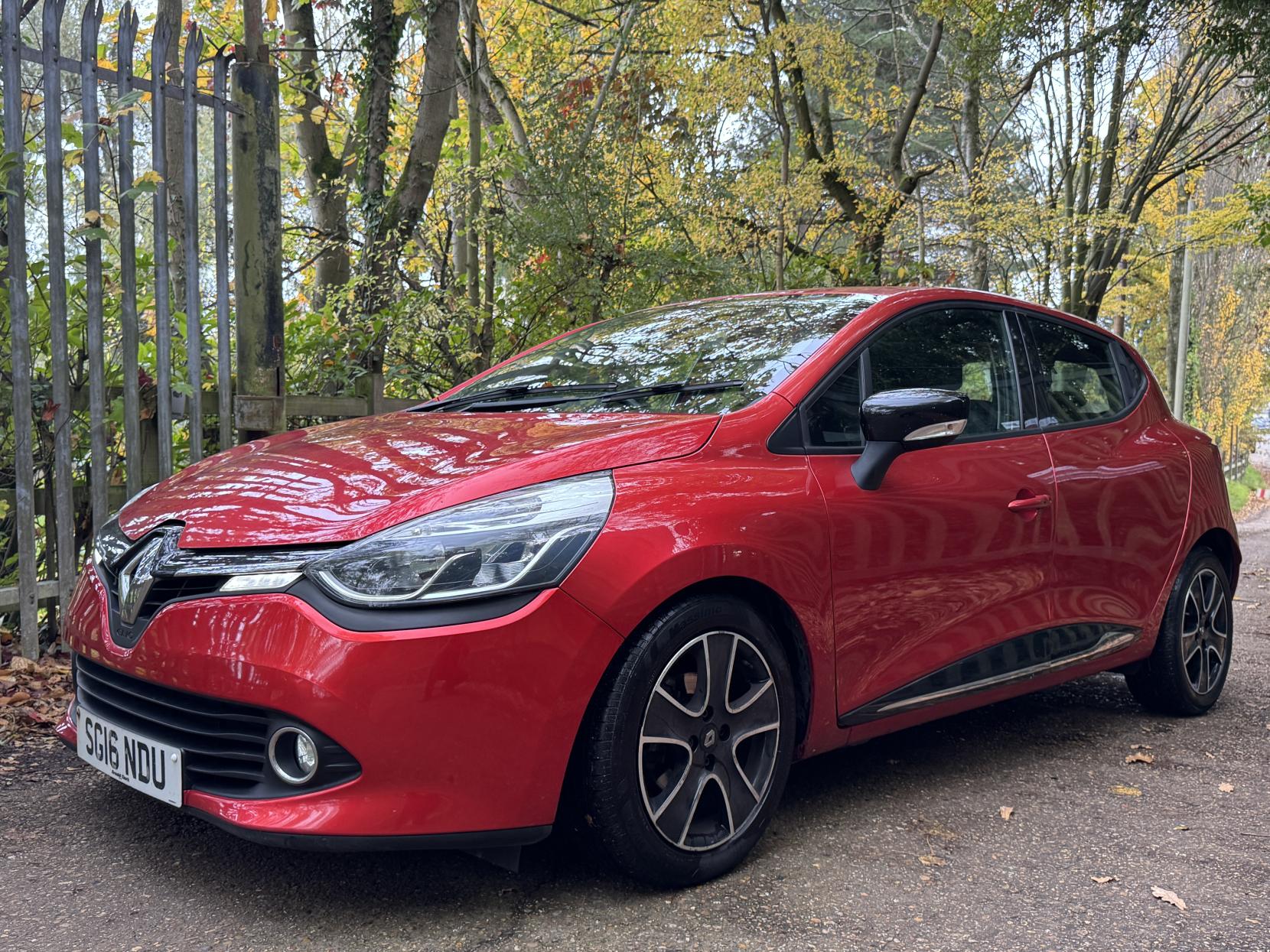 Renault Clio 0.9 TCe Dynamique Nav Hatchback 5dr Petrol Manual Euro 6 (s/s) (90 ps)