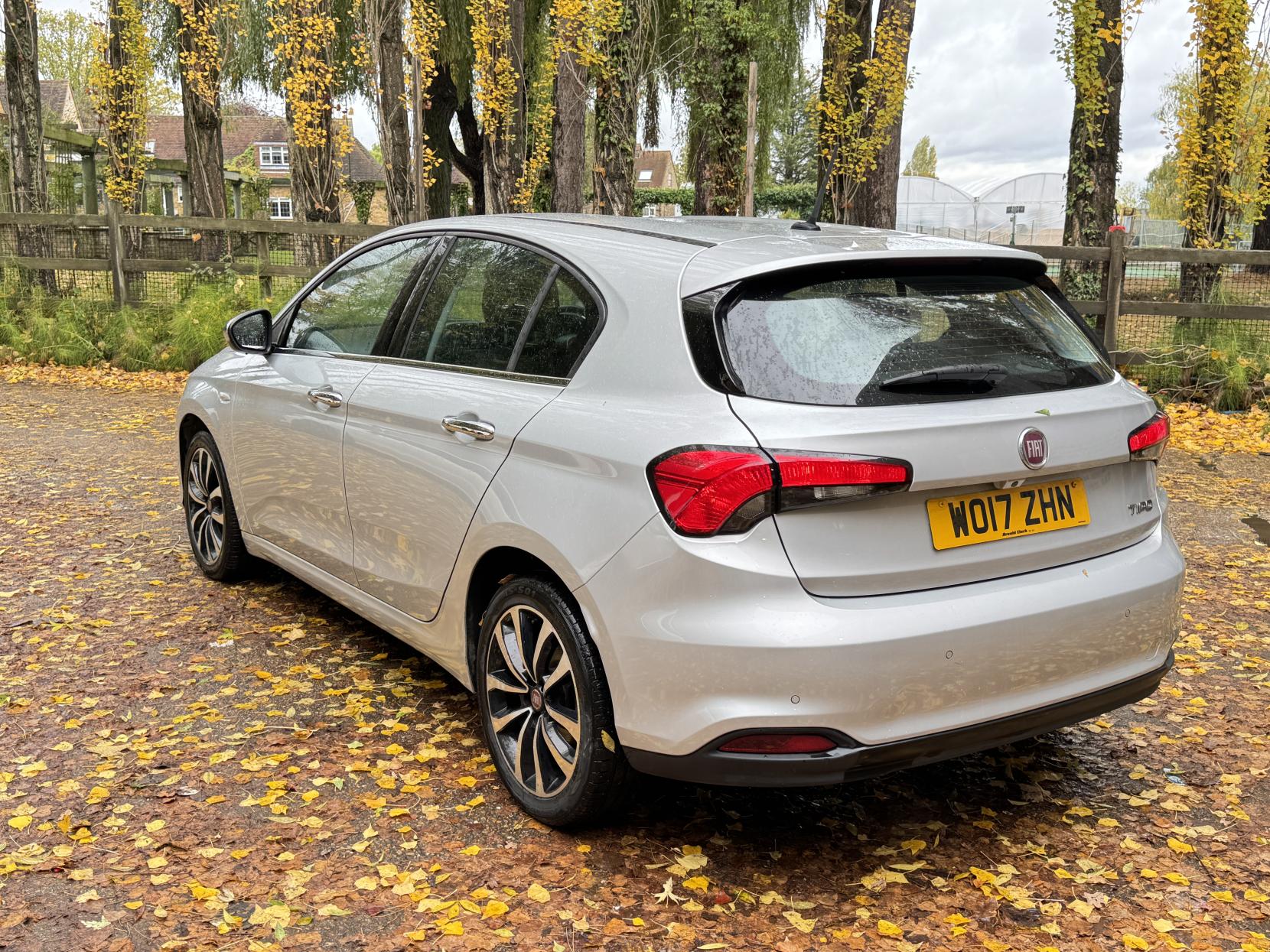 Fiat Tipo 1.4 MPI Lounge Hatchback 5dr Petrol Manual Euro 6 (95 ps)