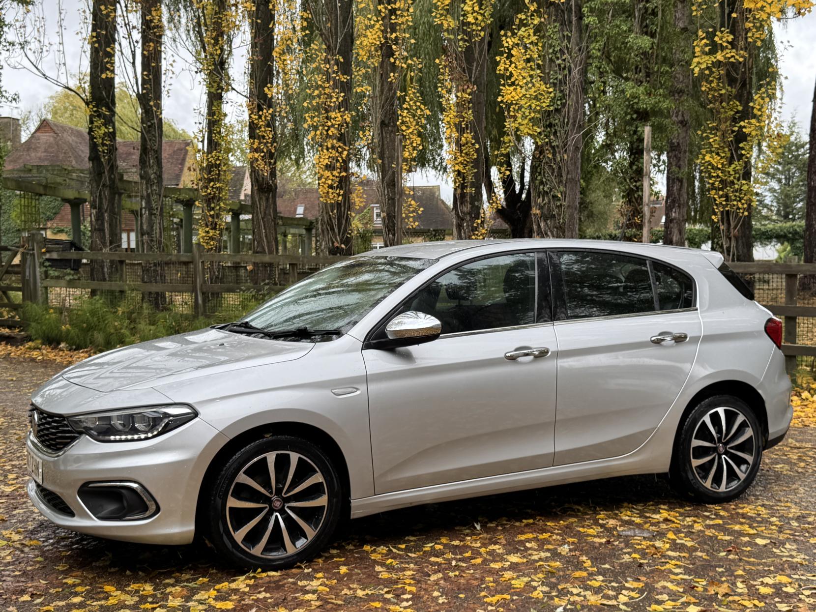 Fiat Tipo 1.4 MPI Lounge Hatchback 5dr Petrol Manual Euro 6 (95 ps)