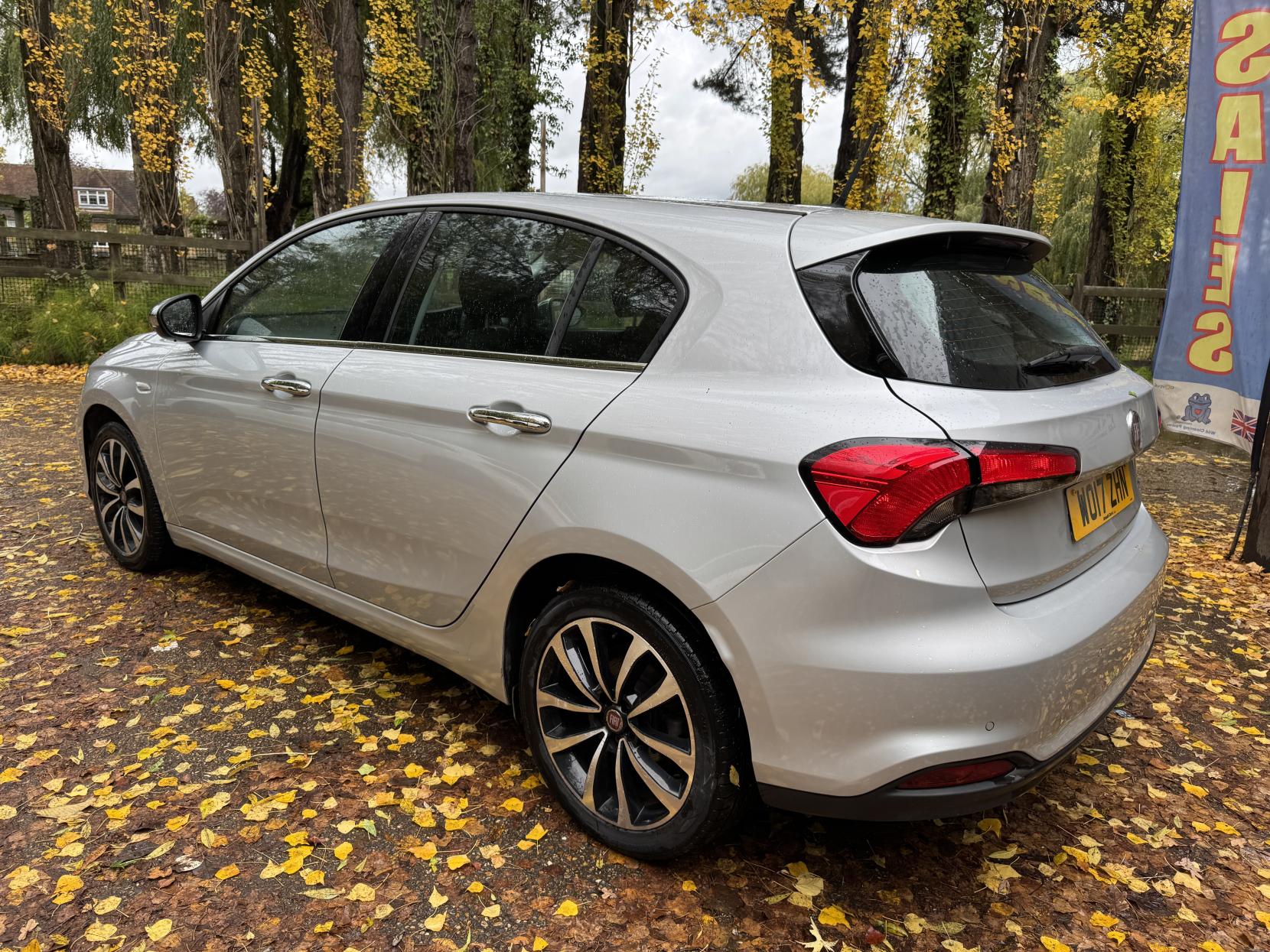 Fiat Tipo 1.4 MPI Lounge Hatchback 5dr Petrol Manual Euro 6 (95 ps)