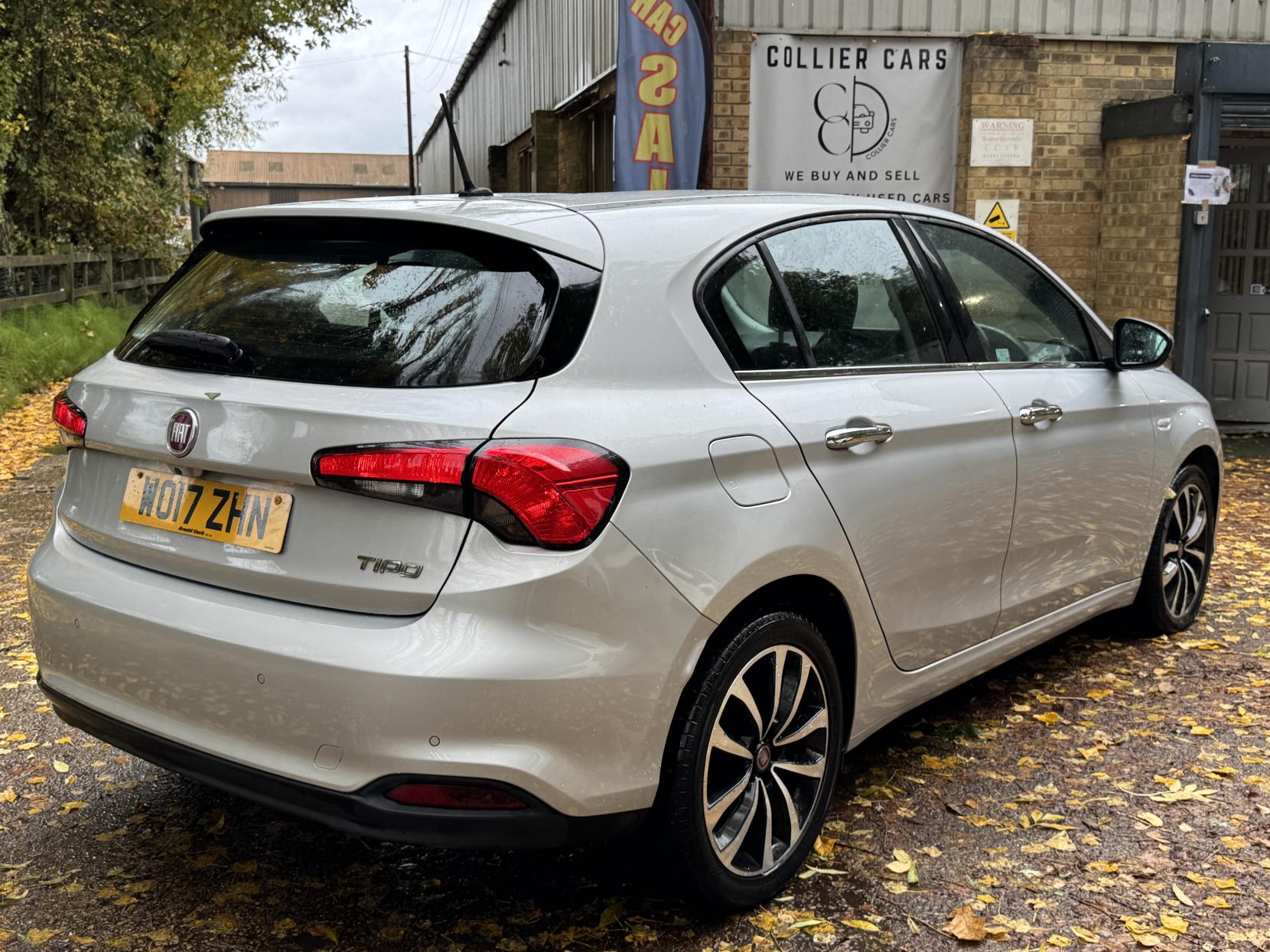 Fiat Tipo 1.4 MPI Lounge Hatchback 5dr Petrol Manual Euro 6 (95 ps)