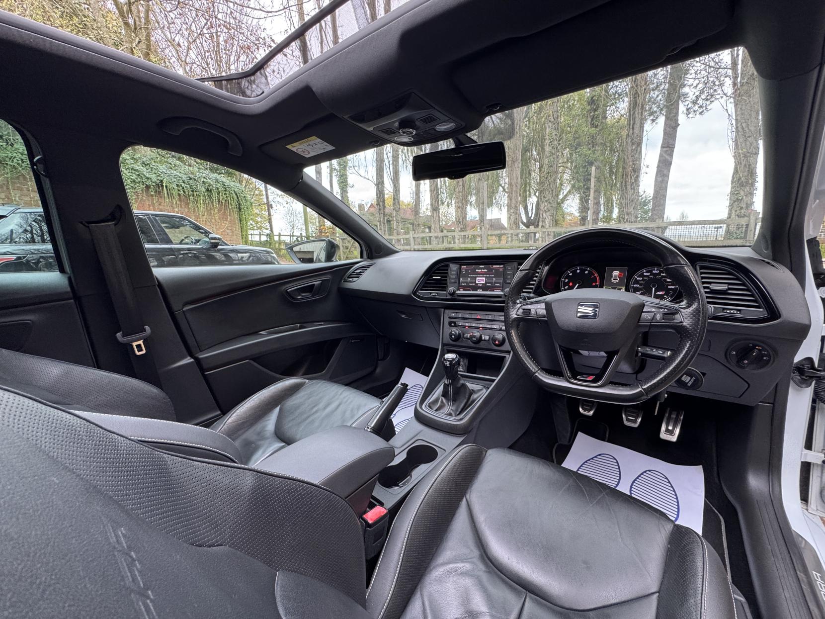 SEAT Leon 2.0 TSI Cupra 280 Sport Tourer 5dr Petrol Manual Euro 6 (s/s) (280 ps)