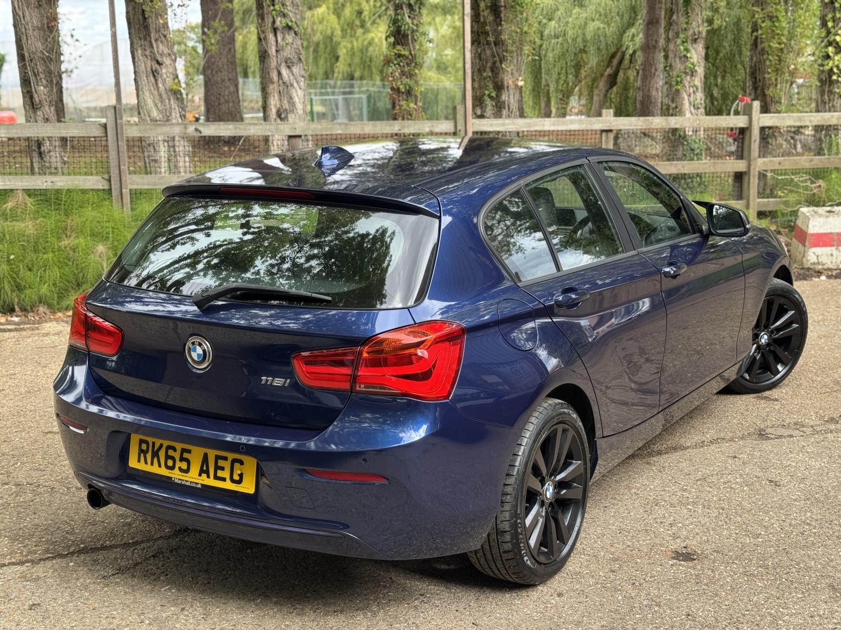 BMW 1 Series 1.5 118i Sport Hatchback 5dr Petrol Manual Euro 6 (s/s) (136 ps)