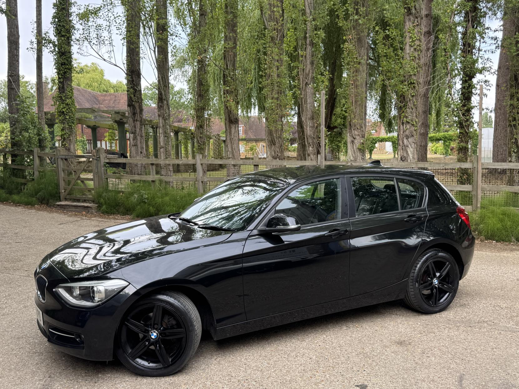 BMW 1 Series 1.6 116i Sport Hatchback 5dr Petrol Manual Euro 6 (s/s) (136 ps)