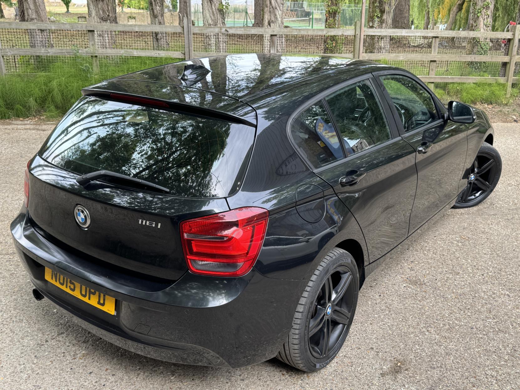 BMW 1 Series 1.6 116i Sport Hatchback 5dr Petrol Manual Euro 6 (s/s) (136 ps)