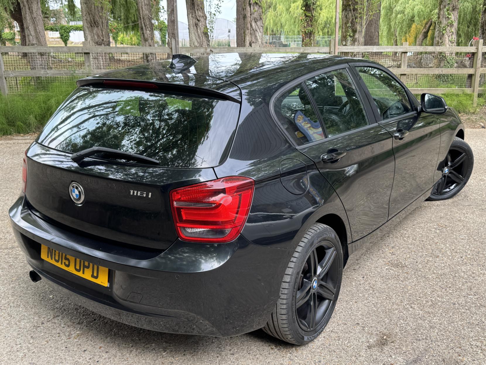 BMW 1 Series 1.6 116i Sport Hatchback 5dr Petrol Manual Euro 6 (s/s) (136 ps)
