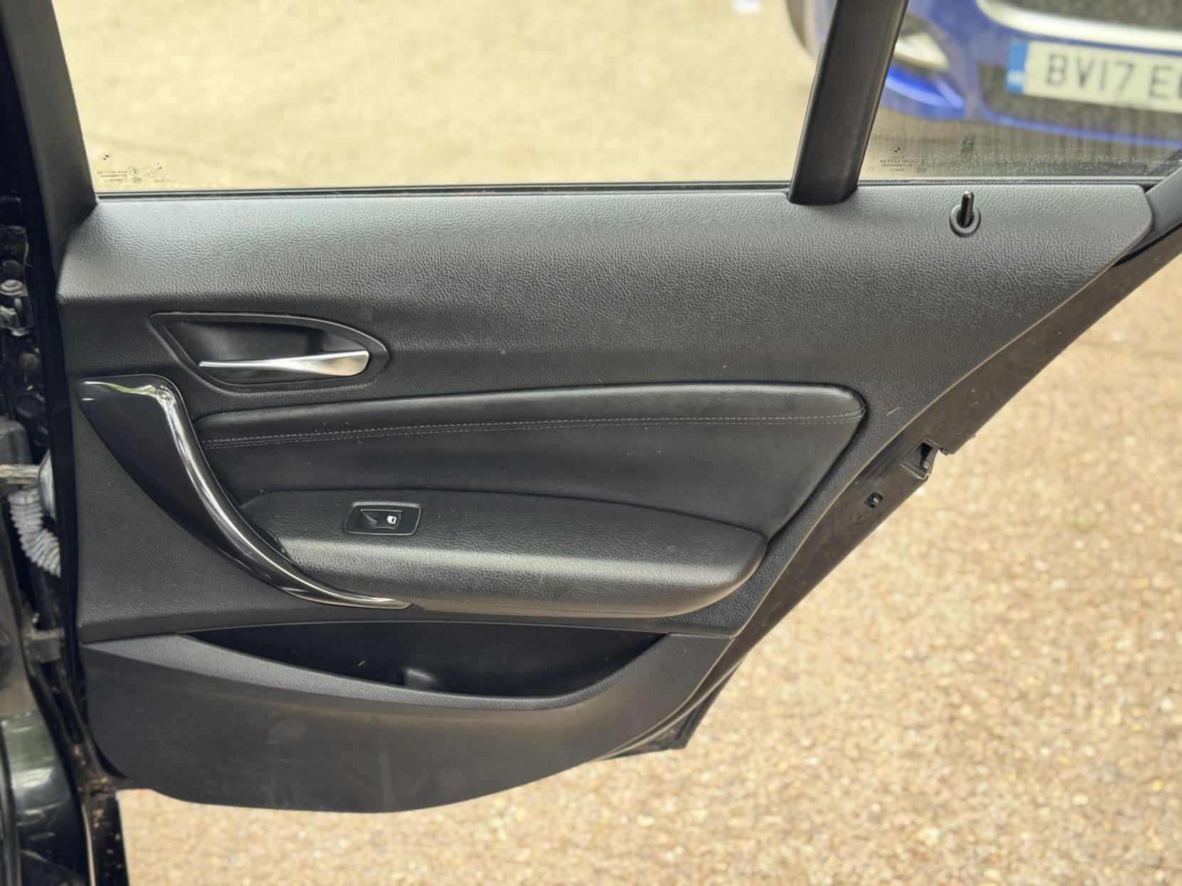 BMW 1 Series 1.6 116i Sport Hatchback 5dr Petrol Manual Euro 6 (s/s) (136 ps)