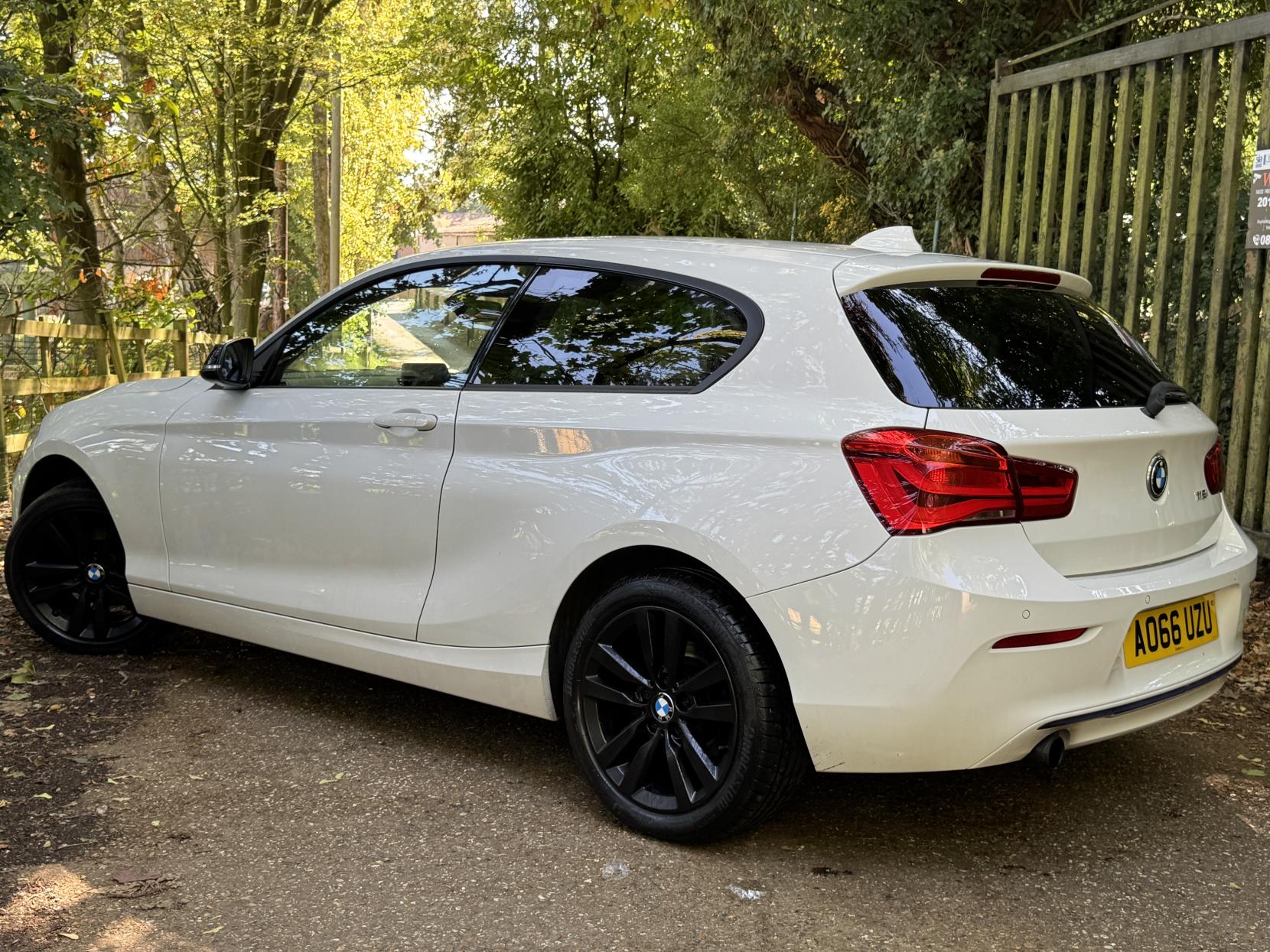 BMW 1 Series 1.5 118i Sport Hatchback 3dr Petrol Manual Euro 6 (s/s) (136 ps)