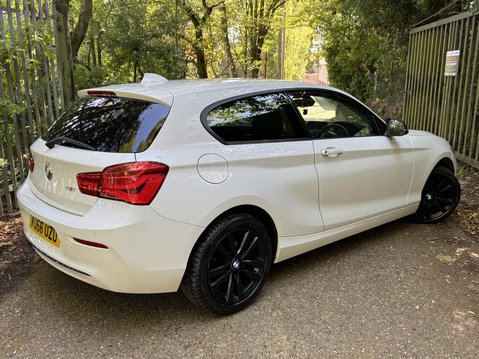 BMW 1 Series 1.5 118i Sport Hatchback 3dr Petrol Manual Euro 6 (s/s) (136 ps)