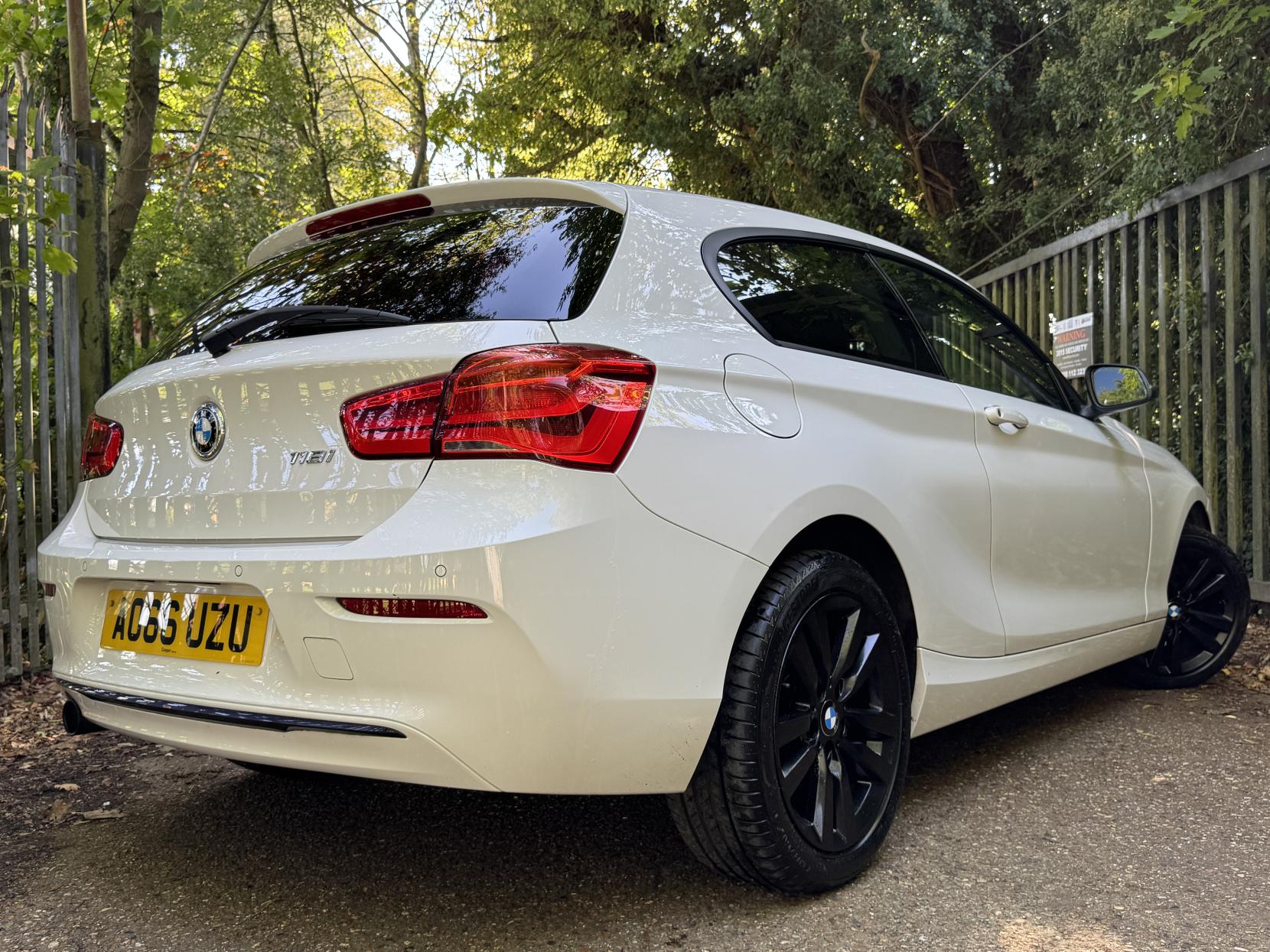 BMW 1 Series 1.5 118i Sport Hatchback 3dr Petrol Manual Euro 6 (s/s) (136 ps)