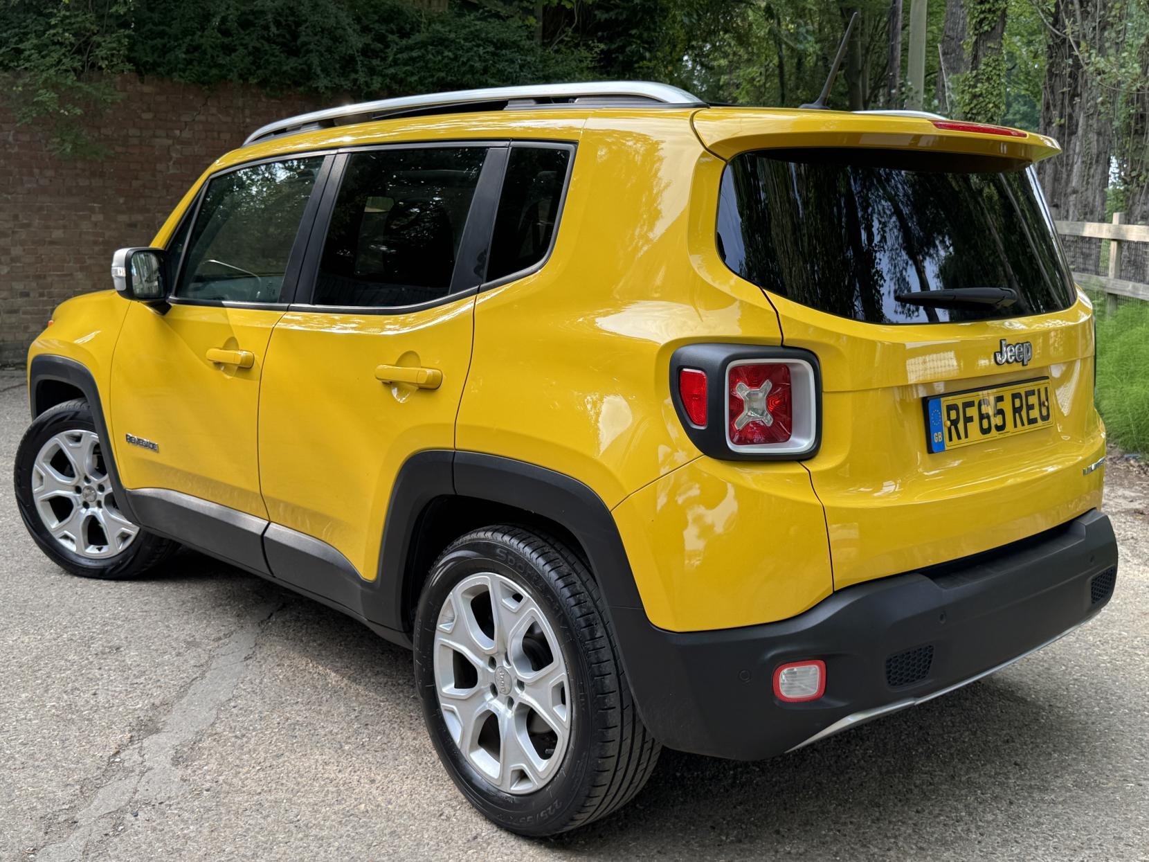 Jeep Renegade 1.4T MultiAirII Limited SUV 5dr Petrol Manual Euro 6 (s/s) (140 ps)
