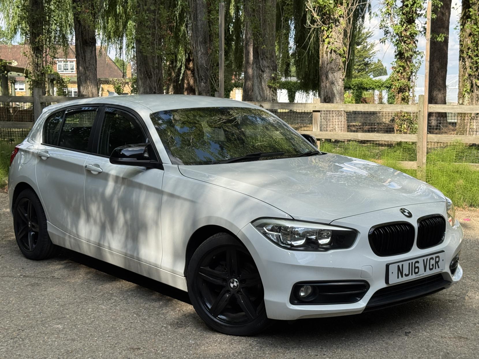 BMW 1 Series 1.5 118i Sport Hatchback 5dr Petrol Manual Euro 6 (s/s) (136 ps)