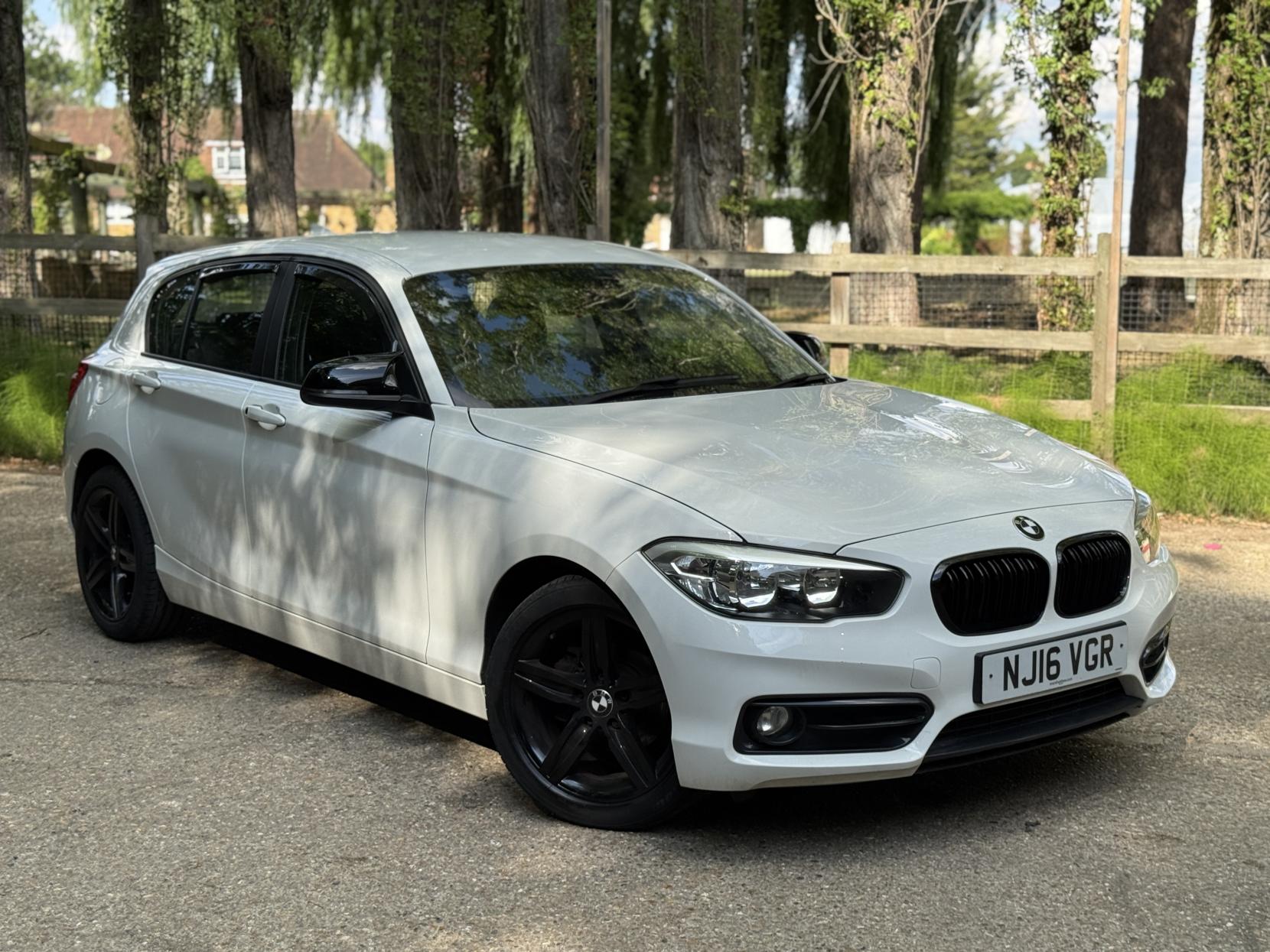BMW 1 Series 1.5 118i Sport Hatchback 5dr Petrol Manual Euro 6 (s/s) (136 ps)