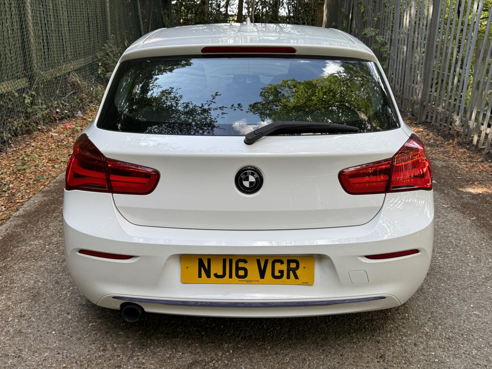 BMW 1 Series 1.5 118i Sport Hatchback 5dr Petrol Manual Euro 6 (s/s) (136 ps)