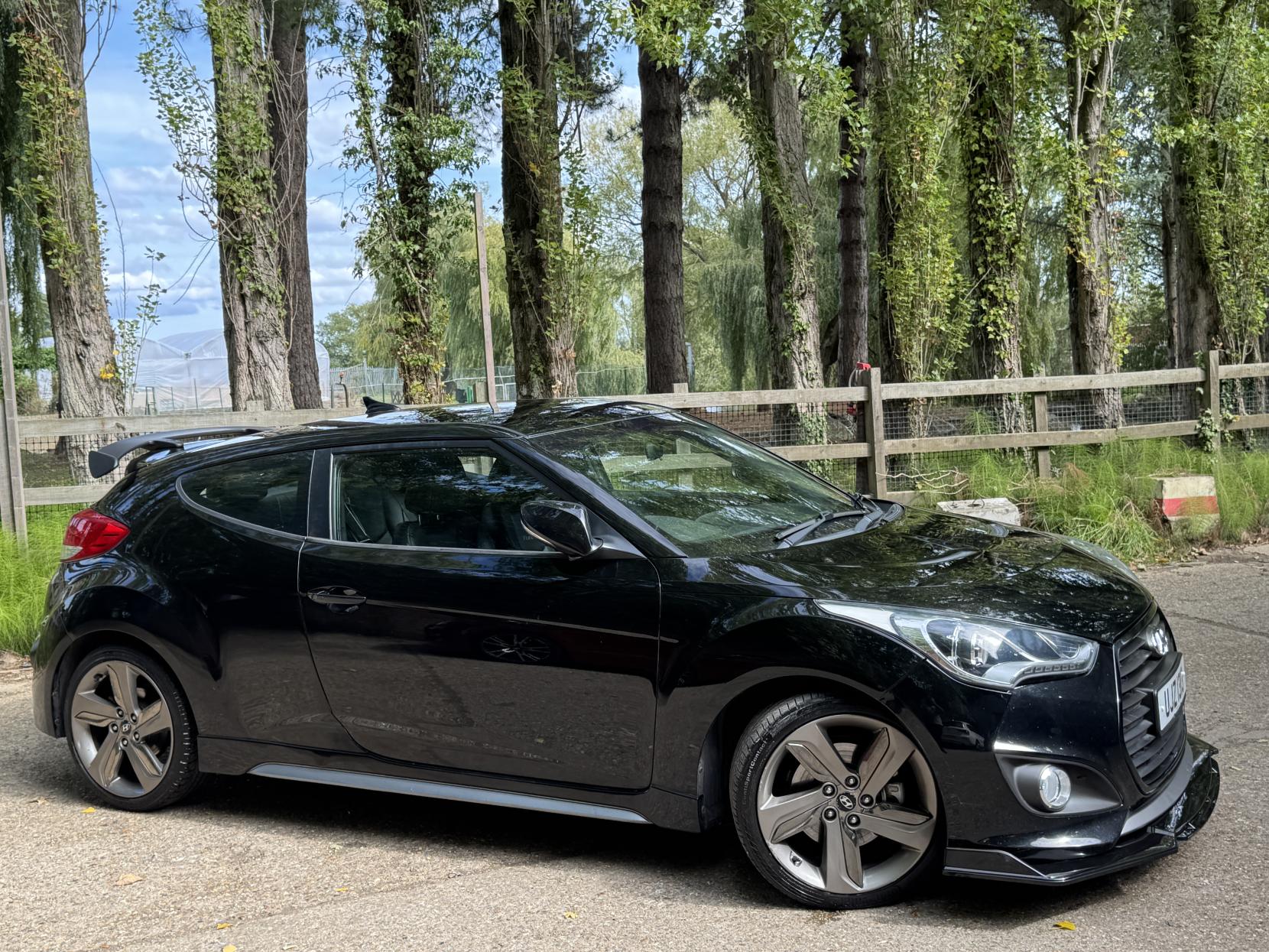 Hyundai Veloster 1.6 T-GDi Turbo SE Hatchback 4dr Petrol Manual Euro 5 (186 ps)