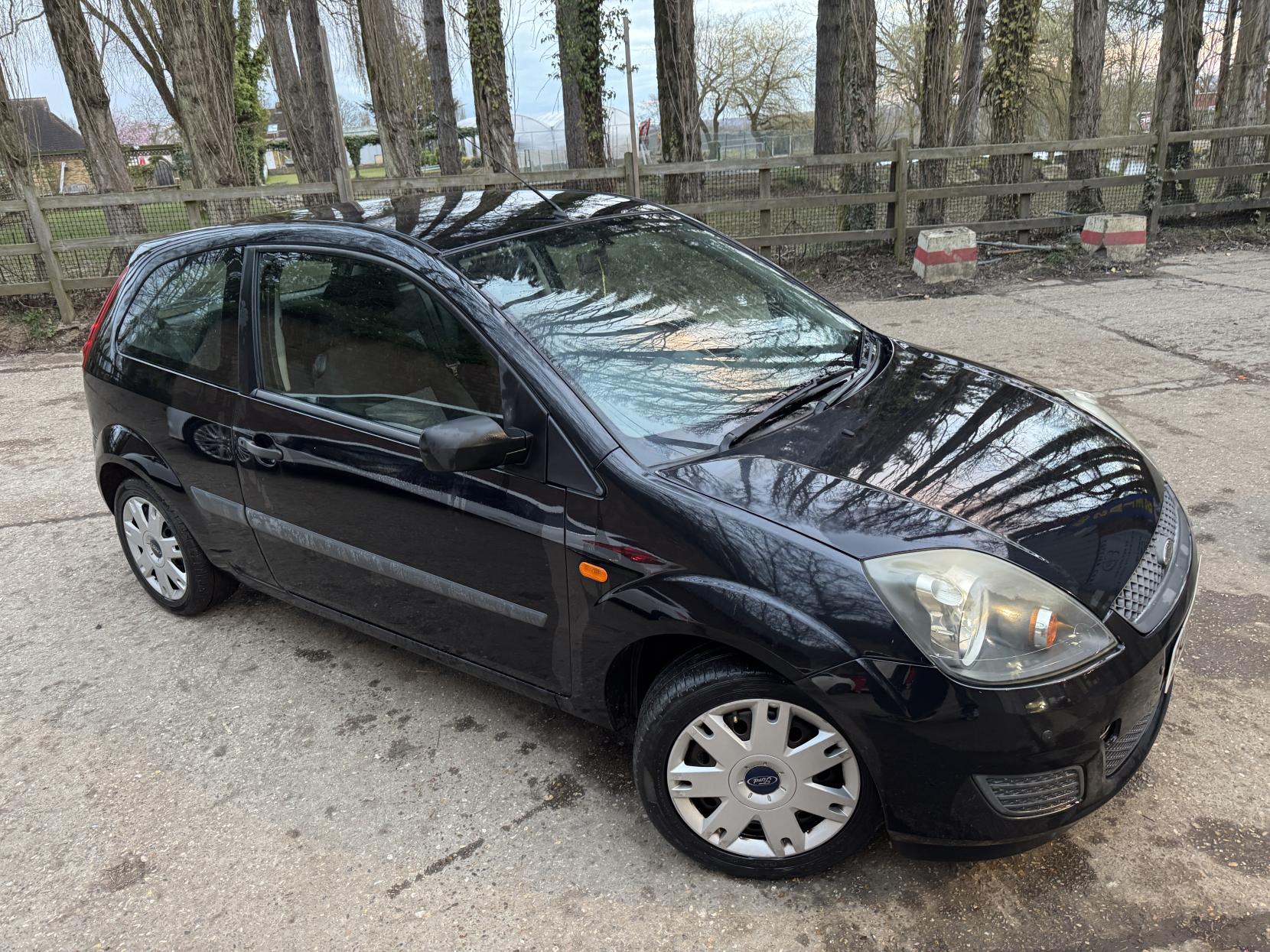 Ford Fiesta 1.25 Style Hatchback 3dr Petrol Manual (142 g/km, 74 bhp)