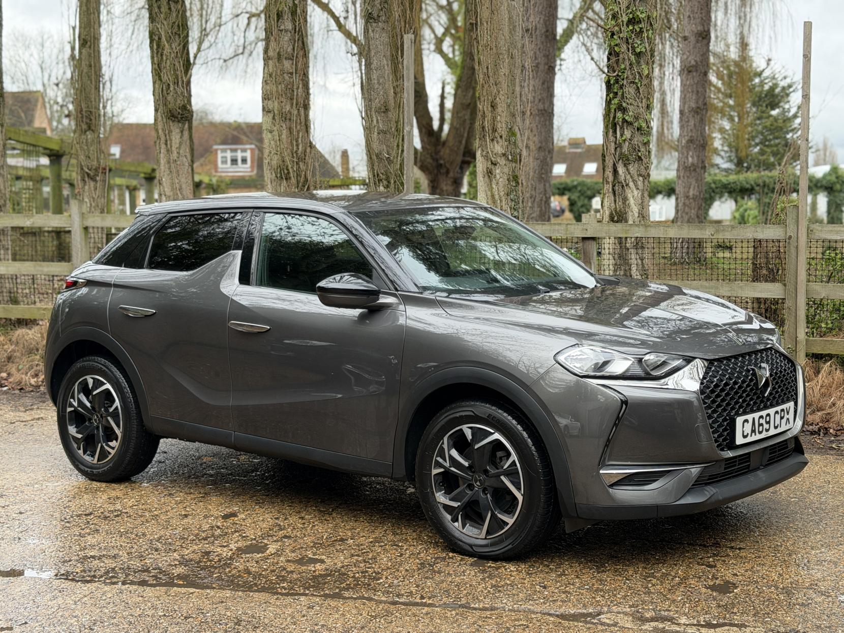 DS AUTOMOBILES DS 3 CROSSBACK 1.2 PureTech Prestige Crossback 5dr Petrol EAT8 Euro 6 (s/s) (130 ps)