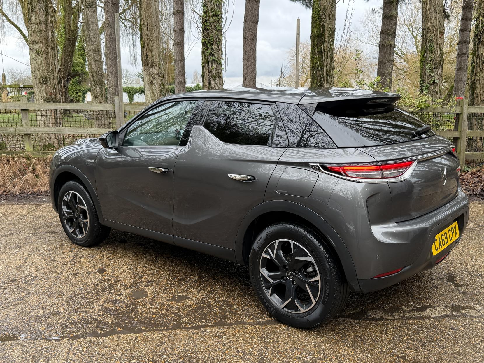 DS AUTOMOBILES DS 3 CROSSBACK 1.2 PureTech Prestige Crossback 5dr Petrol EAT8 Euro 6 (s/s) (130 ps)