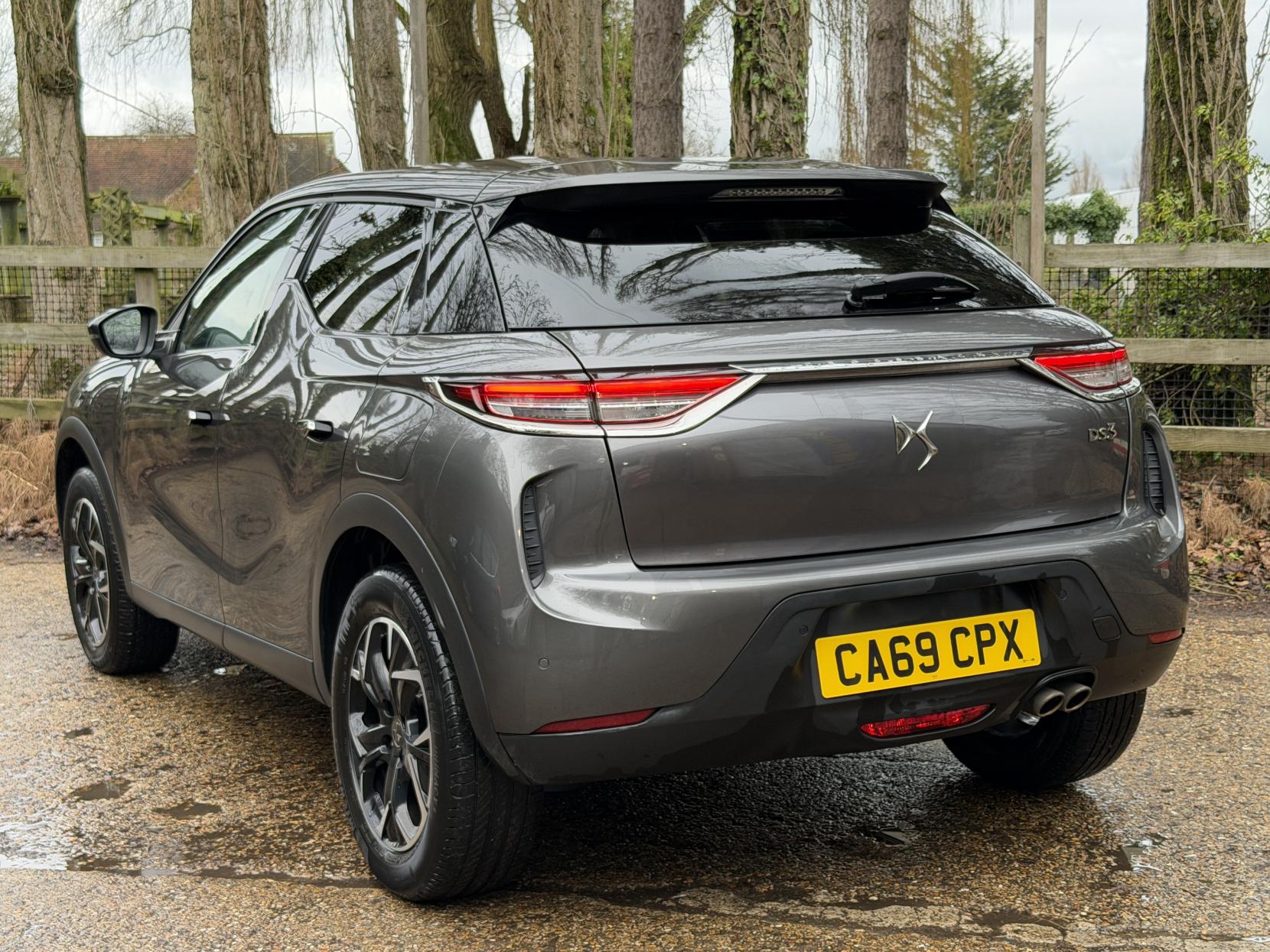 DS AUTOMOBILES DS 3 CROSSBACK 1.2 PureTech Prestige Crossback 5dr Petrol EAT8 Euro 6 (s/s) (130 ps)