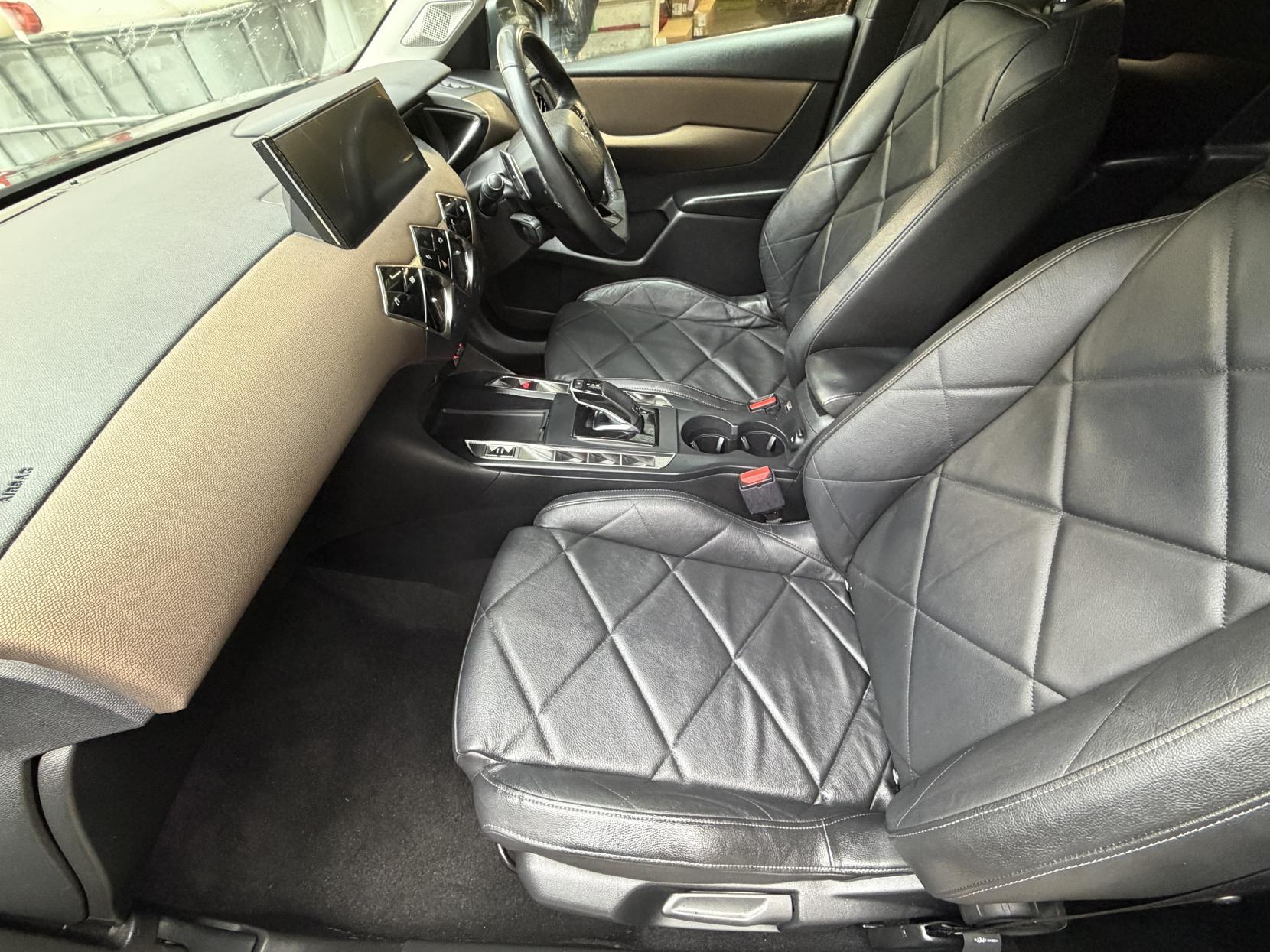 DS AUTOMOBILES DS 3 CROSSBACK 1.2 PureTech Prestige Crossback 5dr Petrol EAT8 Euro 6 (s/s) (130 ps)