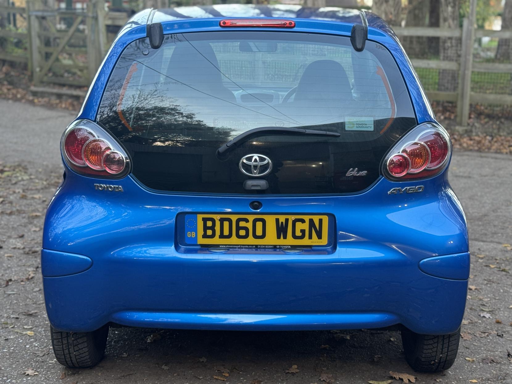 Toyota AYGO 1.0 VVT-i Blue Hatchback 3dr Petrol Manual Euro 5 (67 ps)