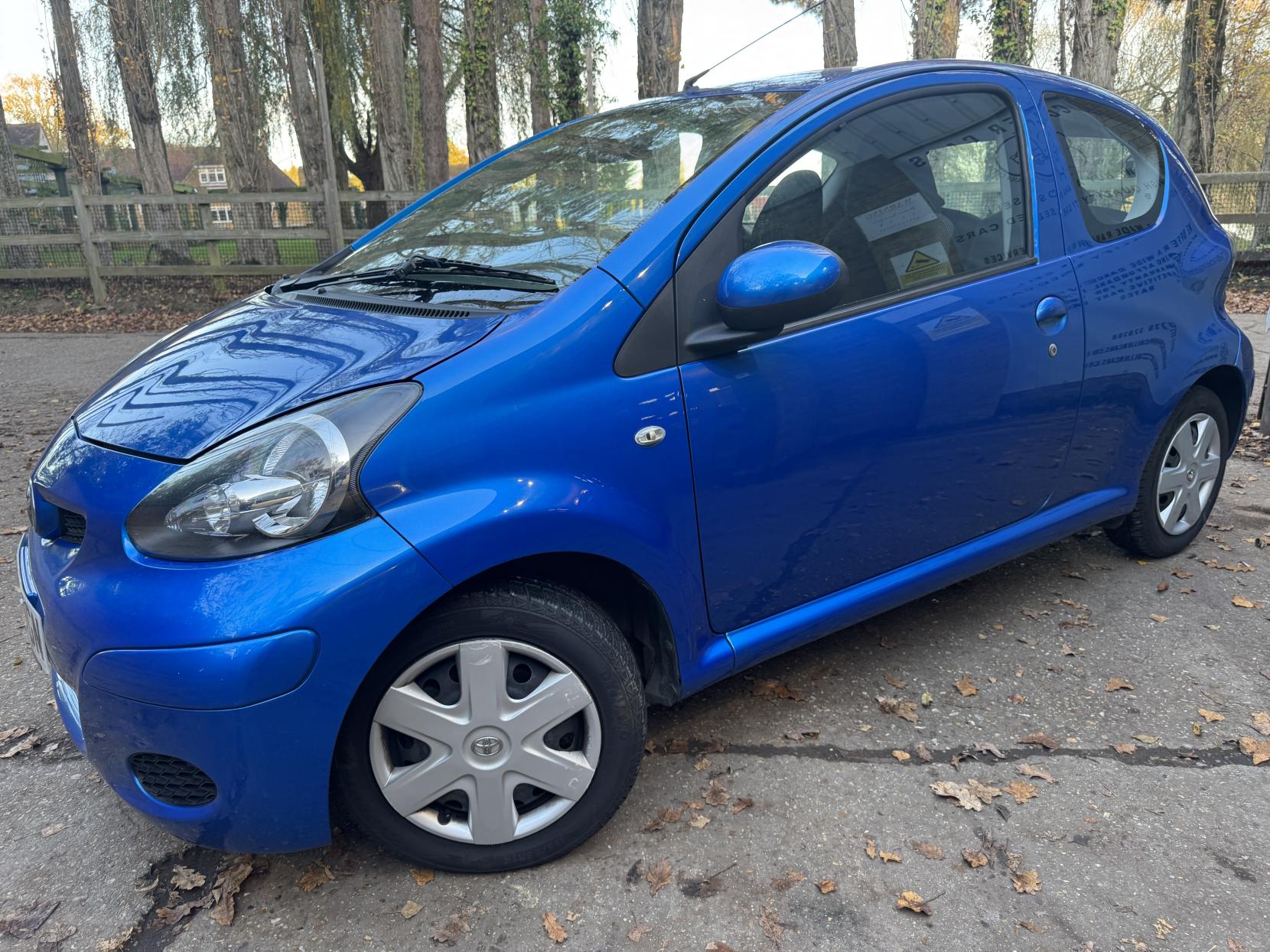 Toyota AYGO 1.0 VVT-i Blue Hatchback 3dr Petrol Manual Euro 5 (67 ps)