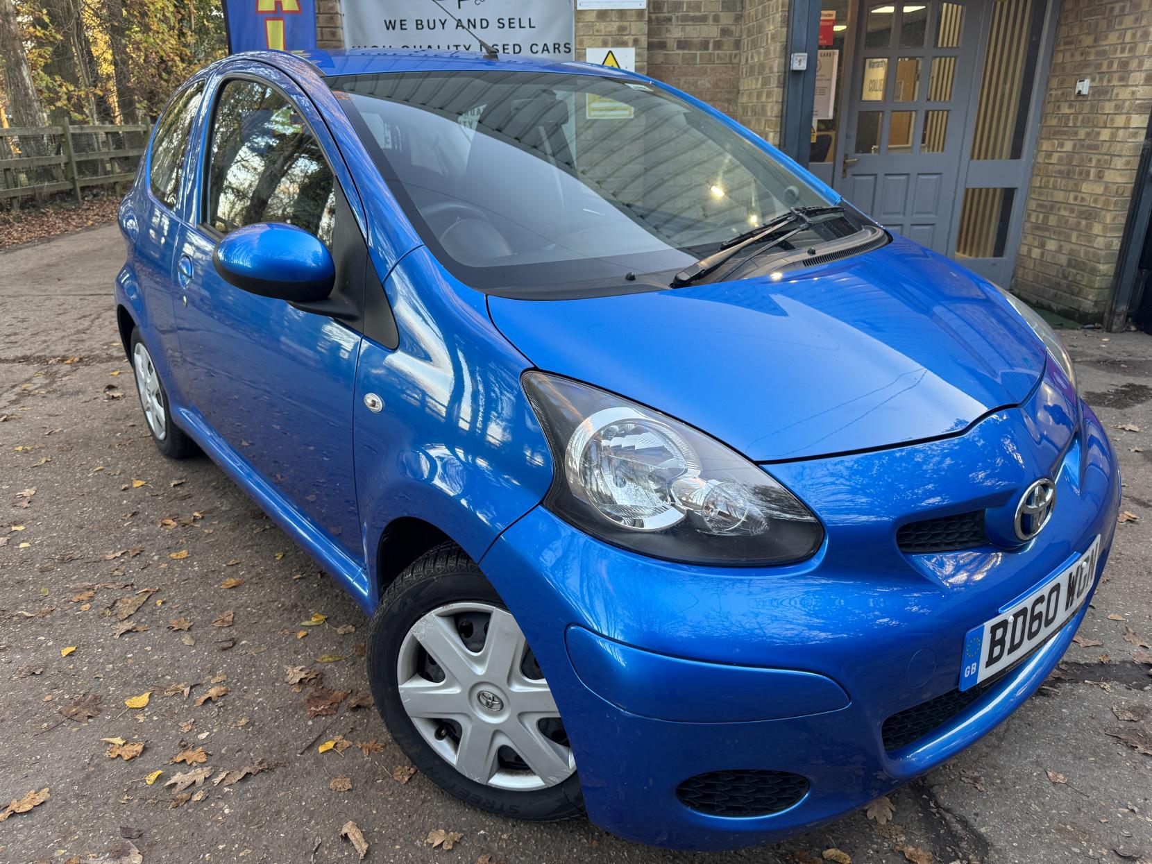 Toyota AYGO 1.0 VVT-i Blue Hatchback 3dr Petrol Manual Euro 5 (67 ps)