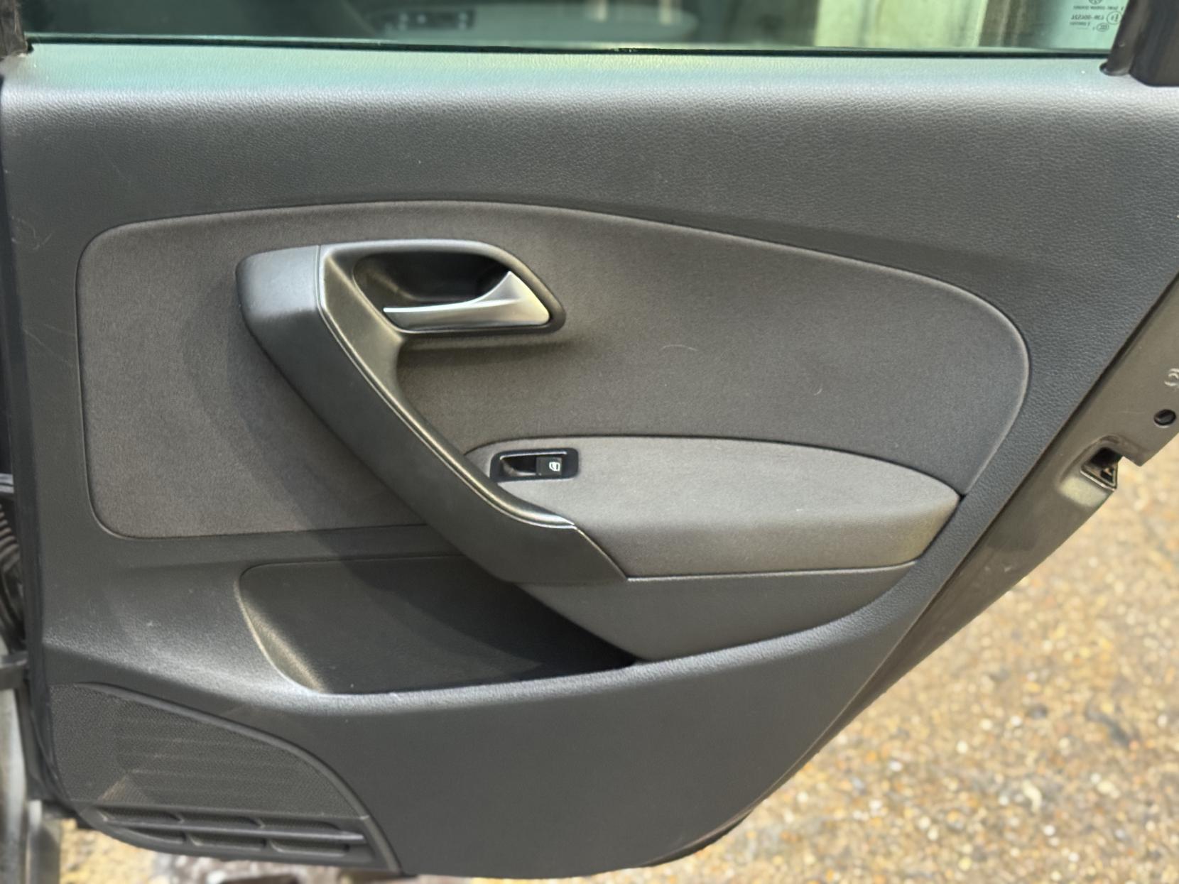 Volkswagen Polo 1.2 Match Hatchback 5dr Petrol Manual Euro 5 (60 ps)