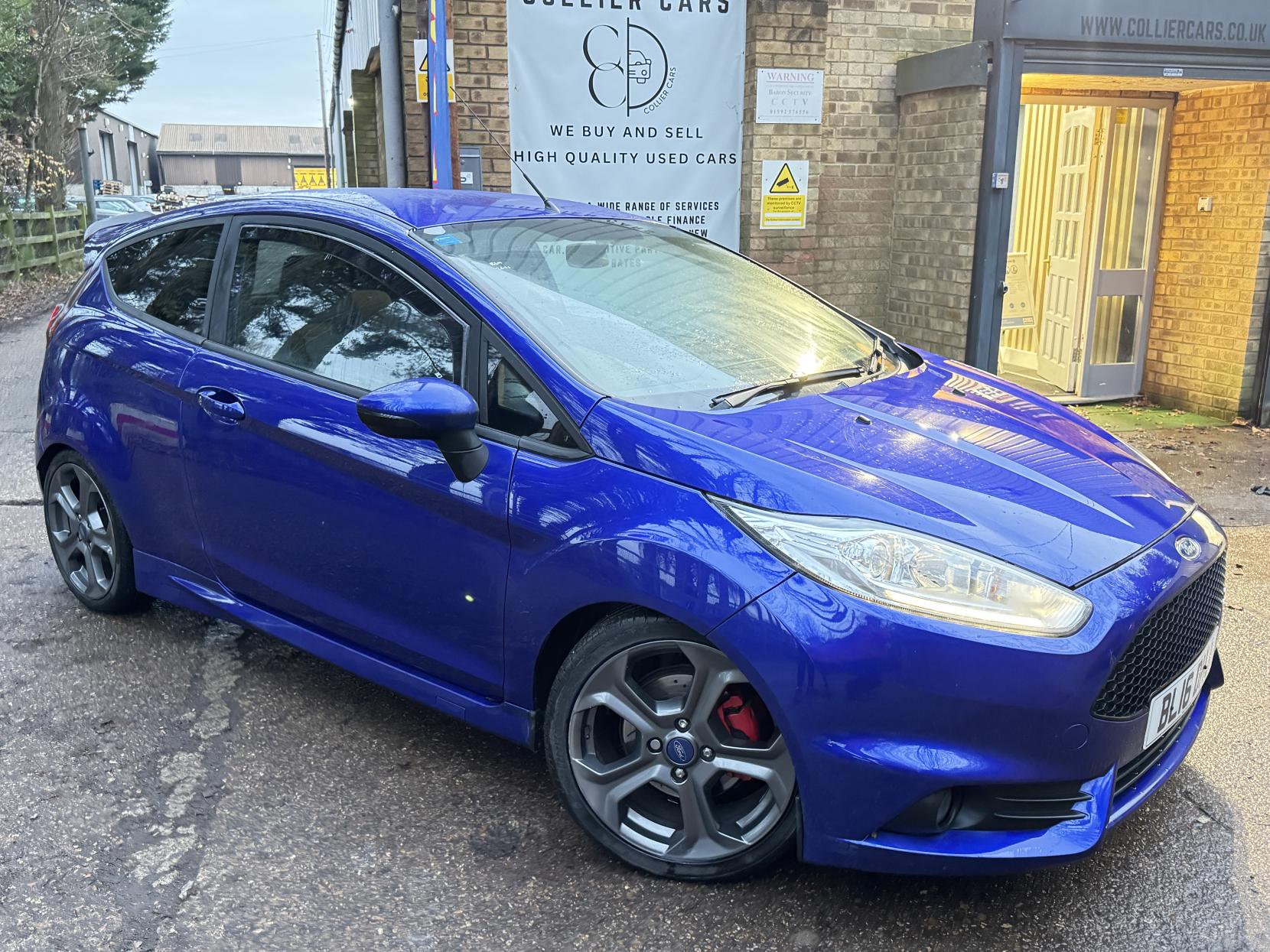 Ford Fiesta 1.6T EcoBoost ST-2 Hatchback 3dr Petrol Manual Euro 6 (182 ps)