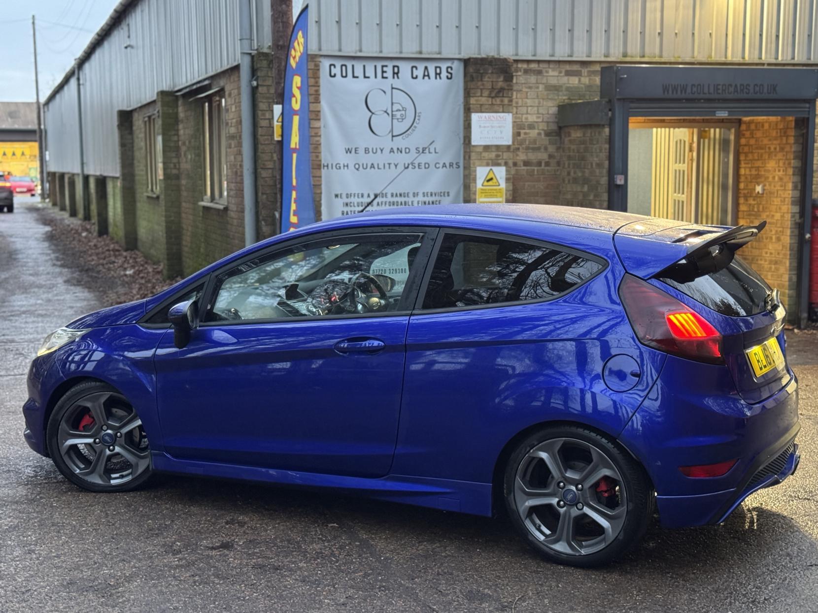 Ford Fiesta 1.6T EcoBoost ST-2 Hatchback 3dr Petrol Manual Euro 6 (182 ps)