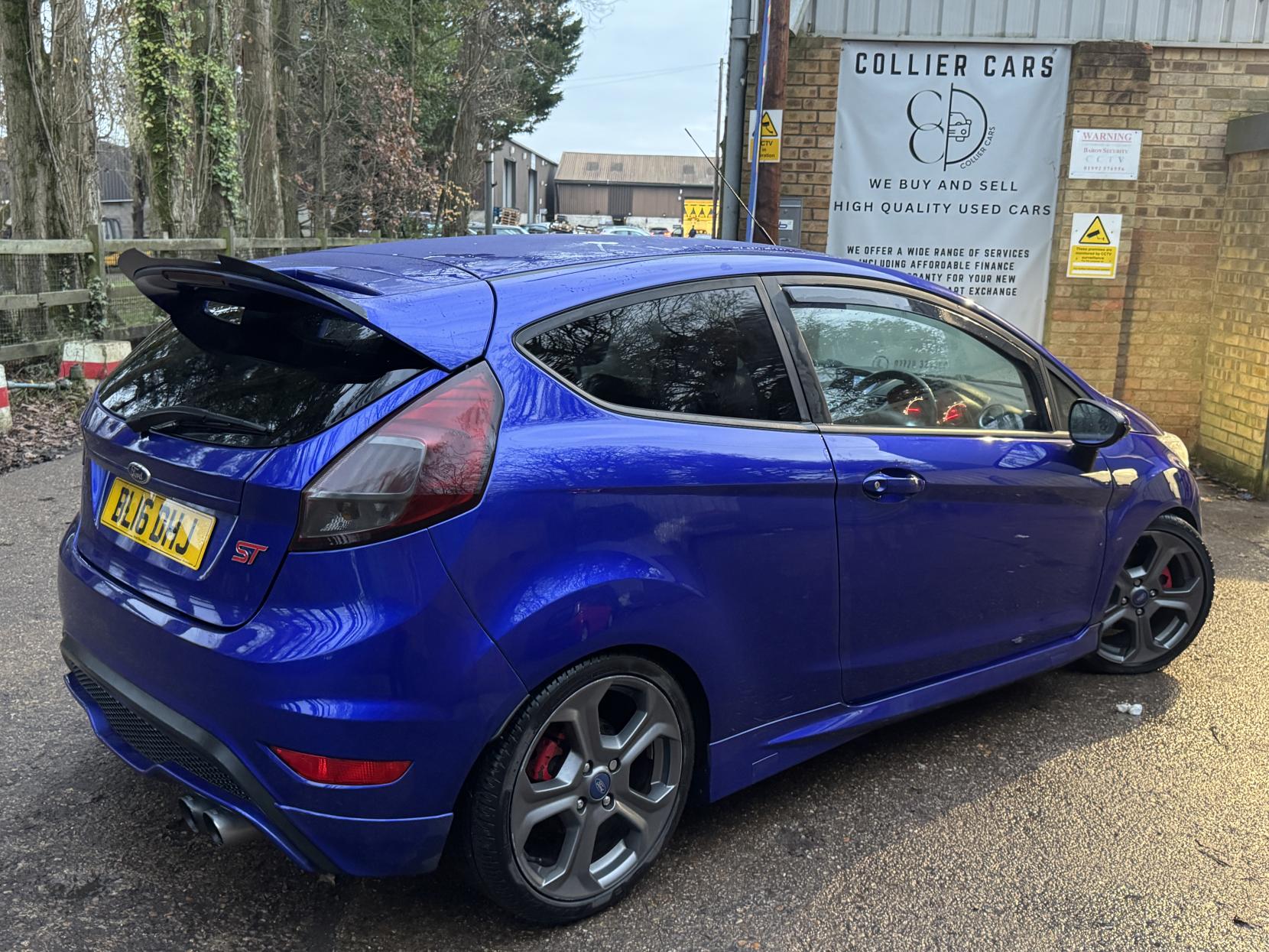 Ford Fiesta 1.6T EcoBoost ST-2 Hatchback 3dr Petrol Manual Euro 6 (182 ps)