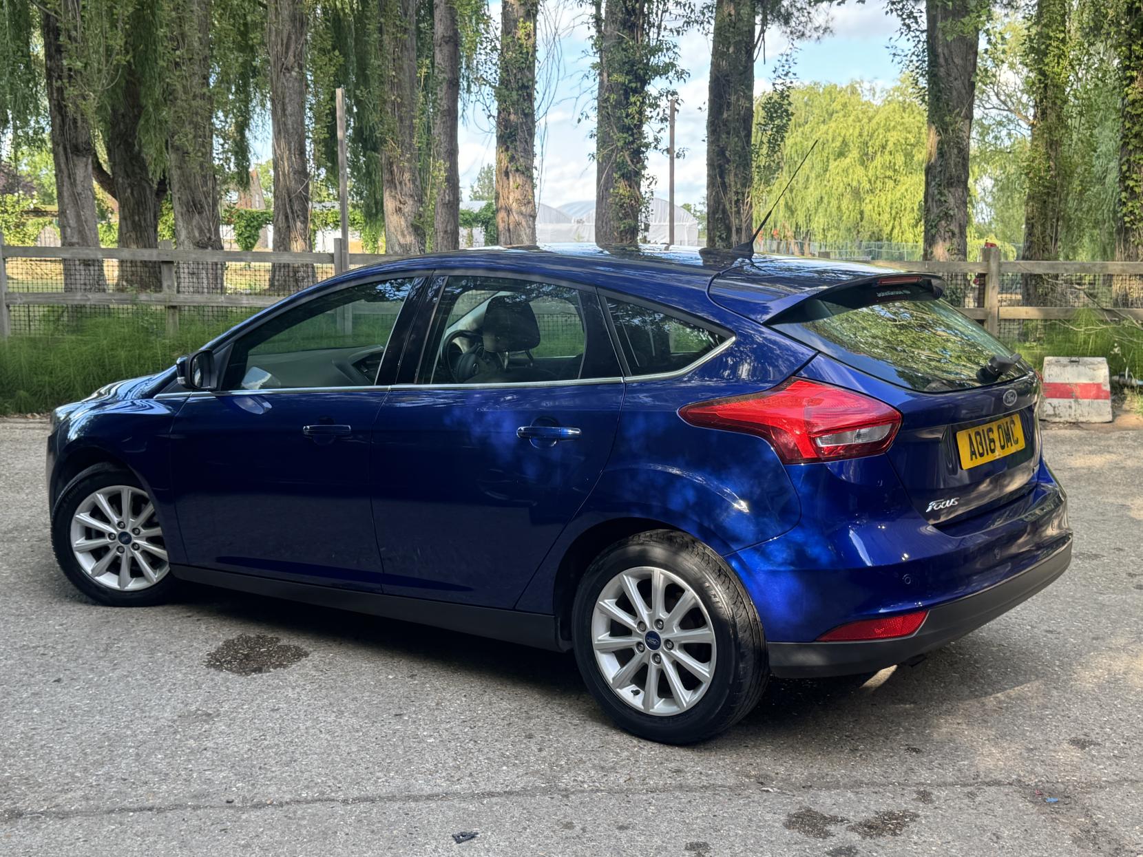 Ford Focus 1.0T EcoBoost Titanium Hatchback 5dr Petrol Manual Euro 6 (s/s) (100 ps)