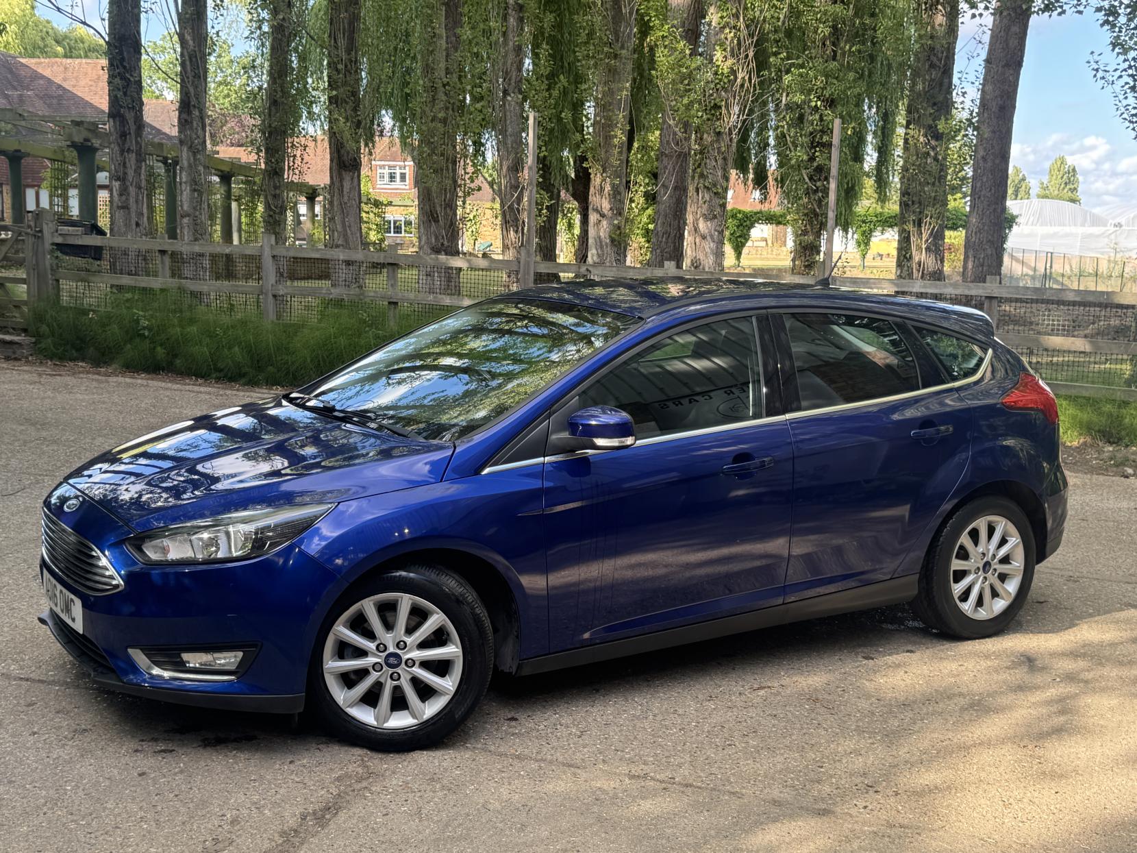 Ford Focus 1.0T EcoBoost Titanium Hatchback 5dr Petrol Manual Euro 6 (s/s) (100 ps)