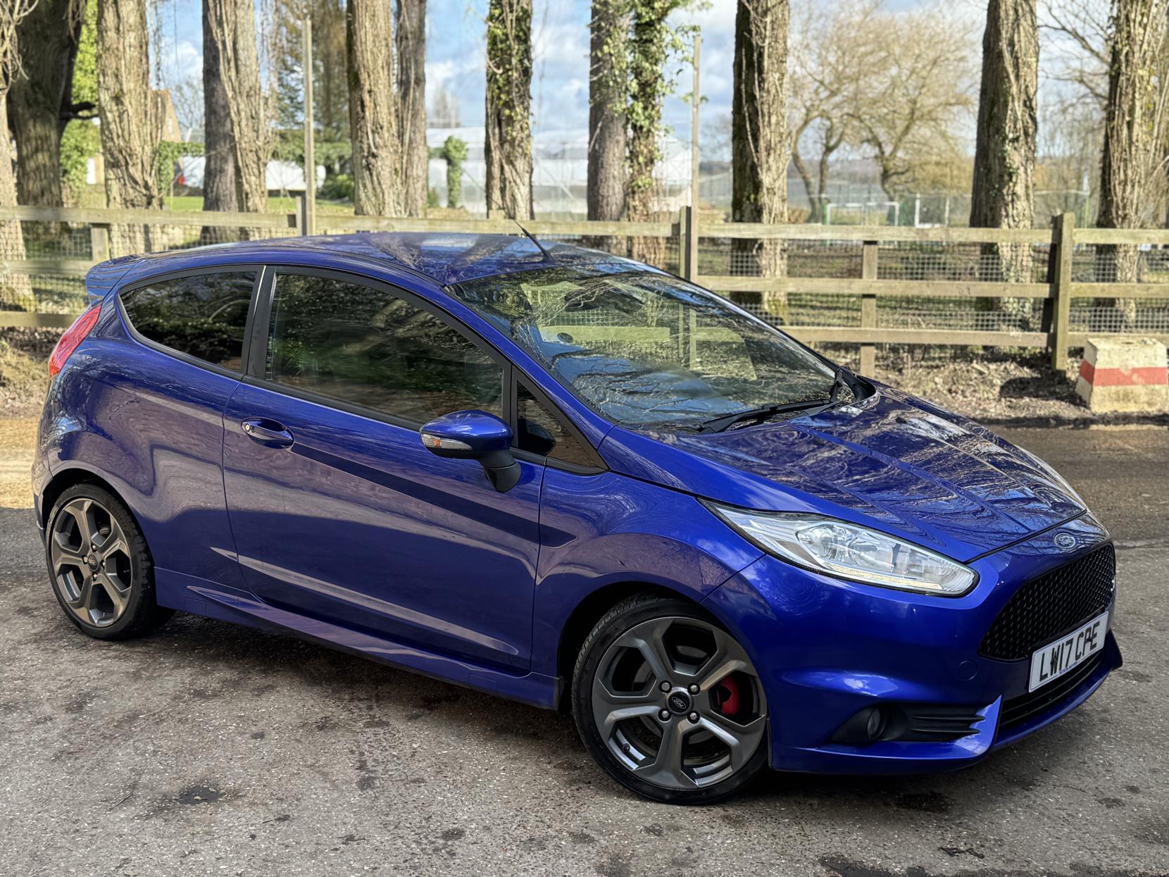 Ford Fiesta 1.6T EcoBoost ST-3 Hatchback 3dr Petrol Manual Euro 6 (182 ps)