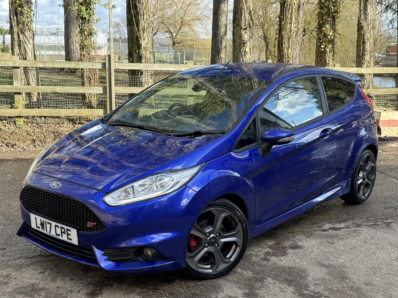 Ford Fiesta 1.6T EcoBoost ST-3 Hatchback 3dr Petrol Manual Euro 6 (182 ps)