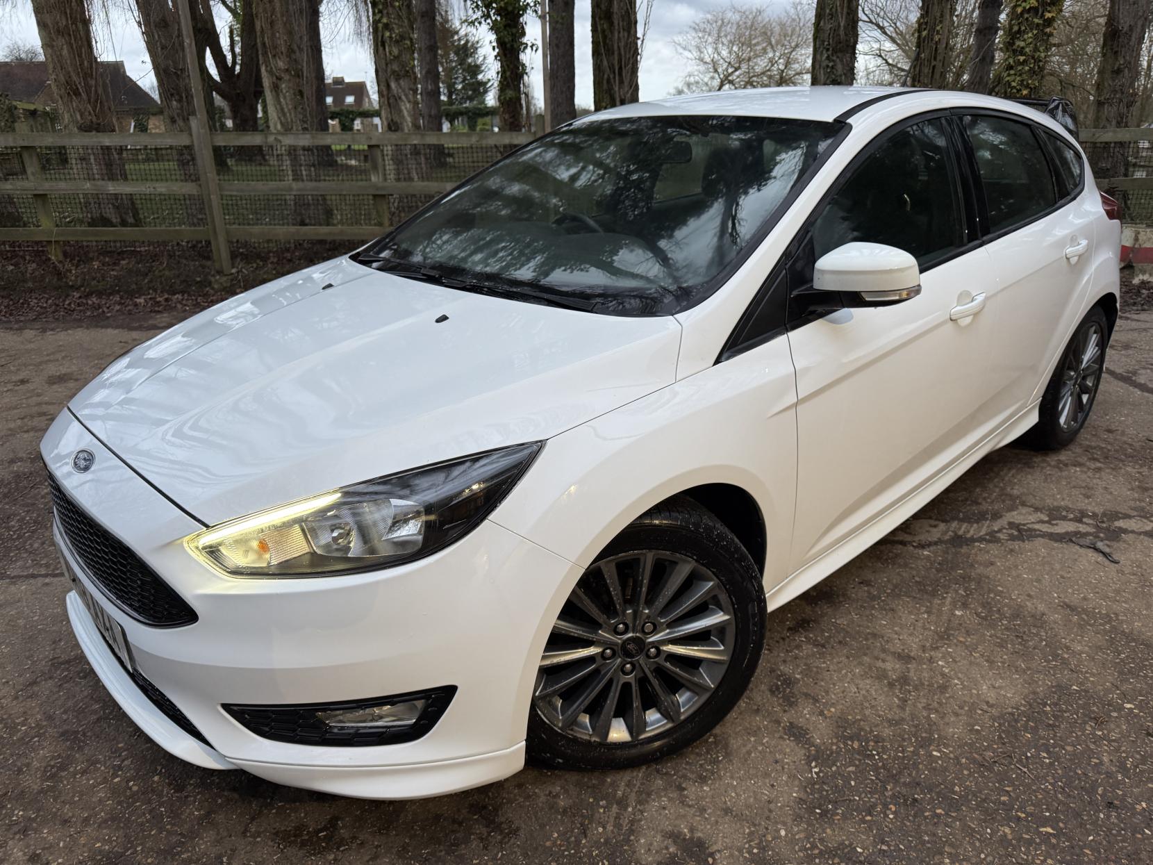 Ford Focus 1.0T EcoBoost ST-Line Hatchback 5dr Petrol Manual Euro 6 (s/s) (140 ps)