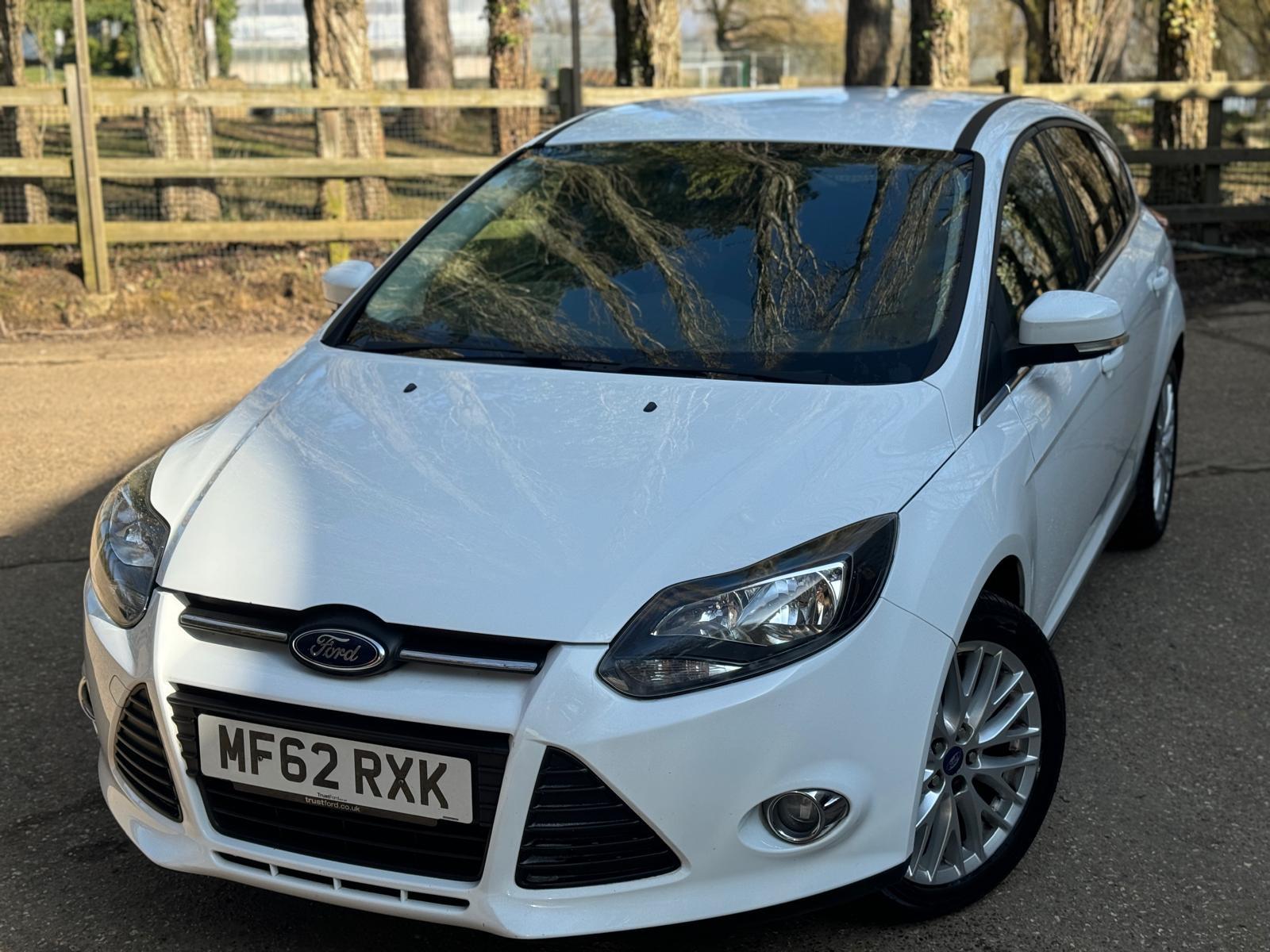 Ford Focus 1.0T EcoBoost Zetec Hatchback 5dr Petrol Manual Euro 5 (s/s) (125 ps)