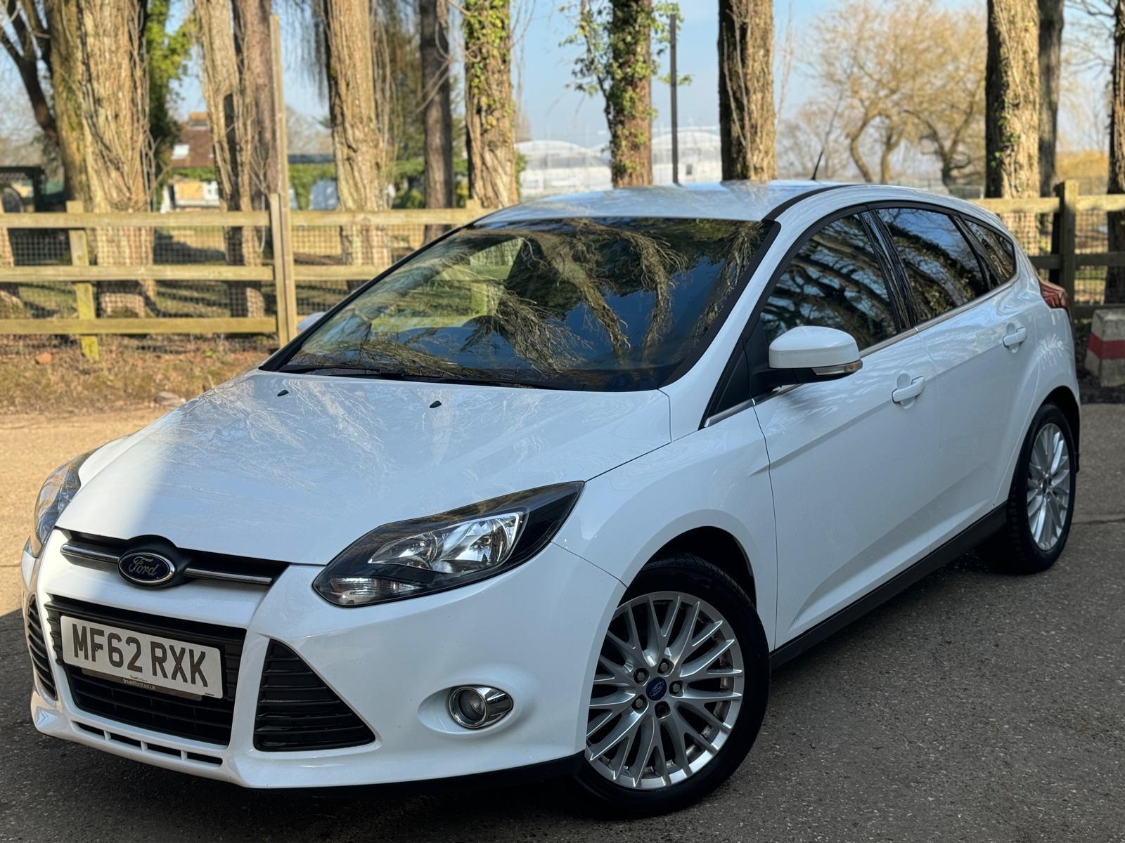 Ford Focus 1.0T EcoBoost Zetec Hatchback 5dr Petrol Manual Euro 5 (s/s) (125 ps)