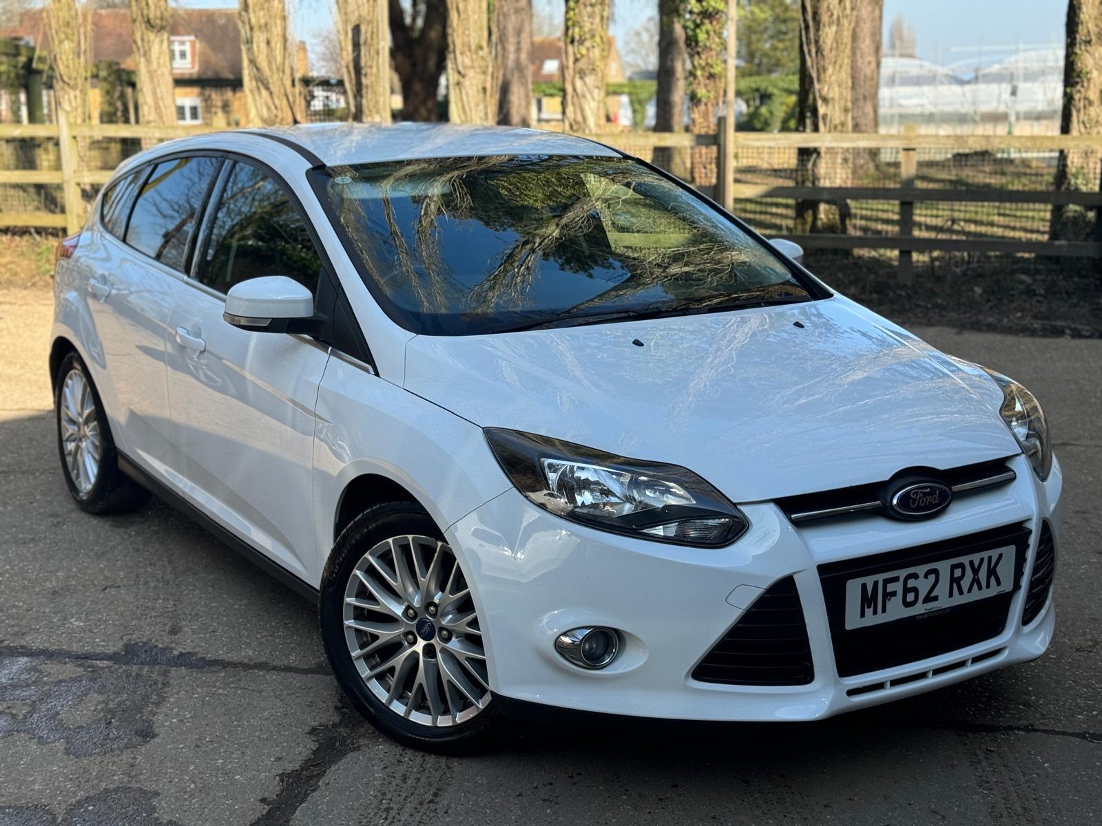 Ford Focus 1.0T EcoBoost Zetec Hatchback 5dr Petrol Manual Euro 5 (s/s) (125 ps)