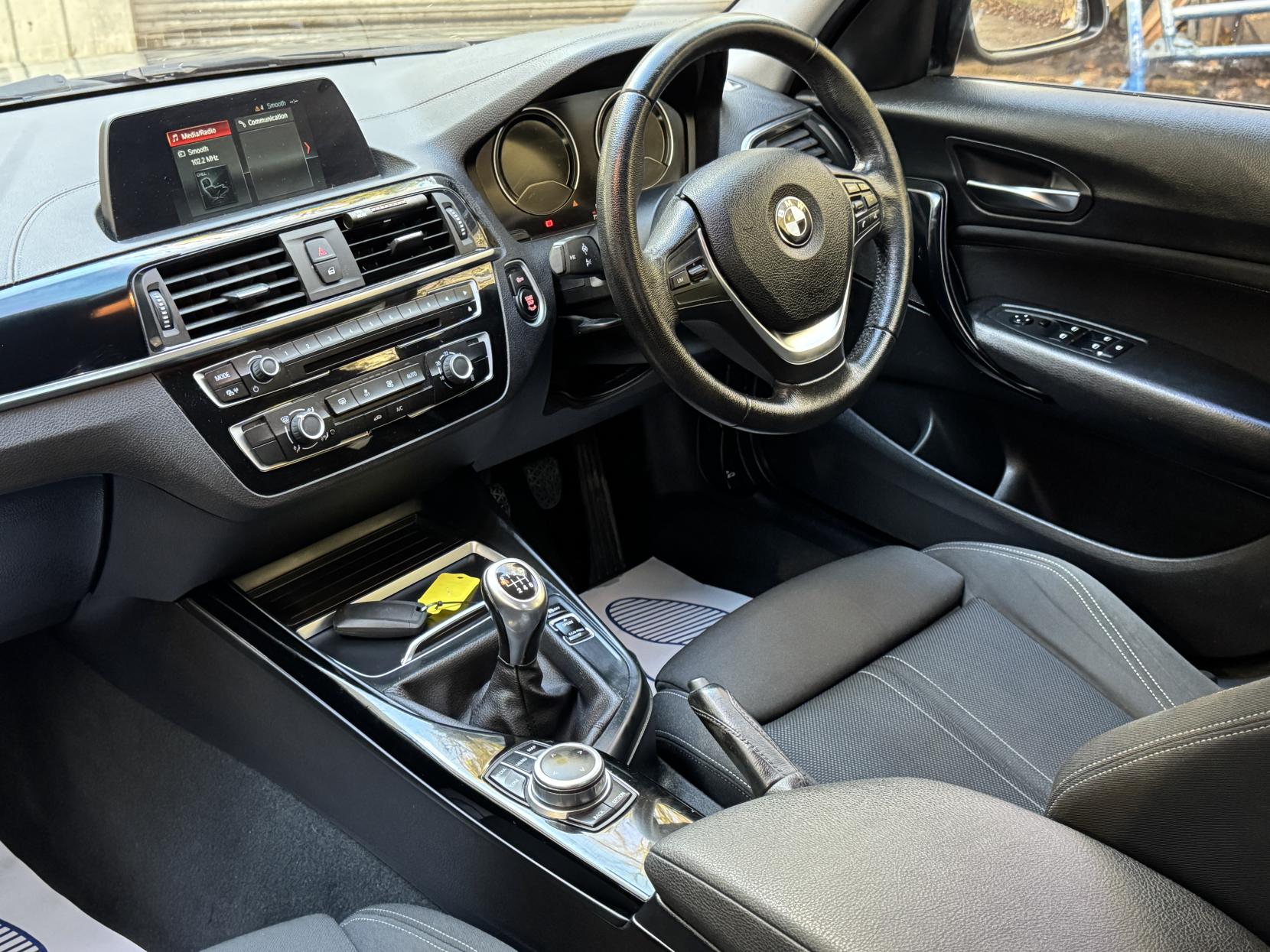 BMW 1 Series 1.5 118i Sport Hatchback 5dr Petrol Manual Euro 6 (s/s) (136 ps)