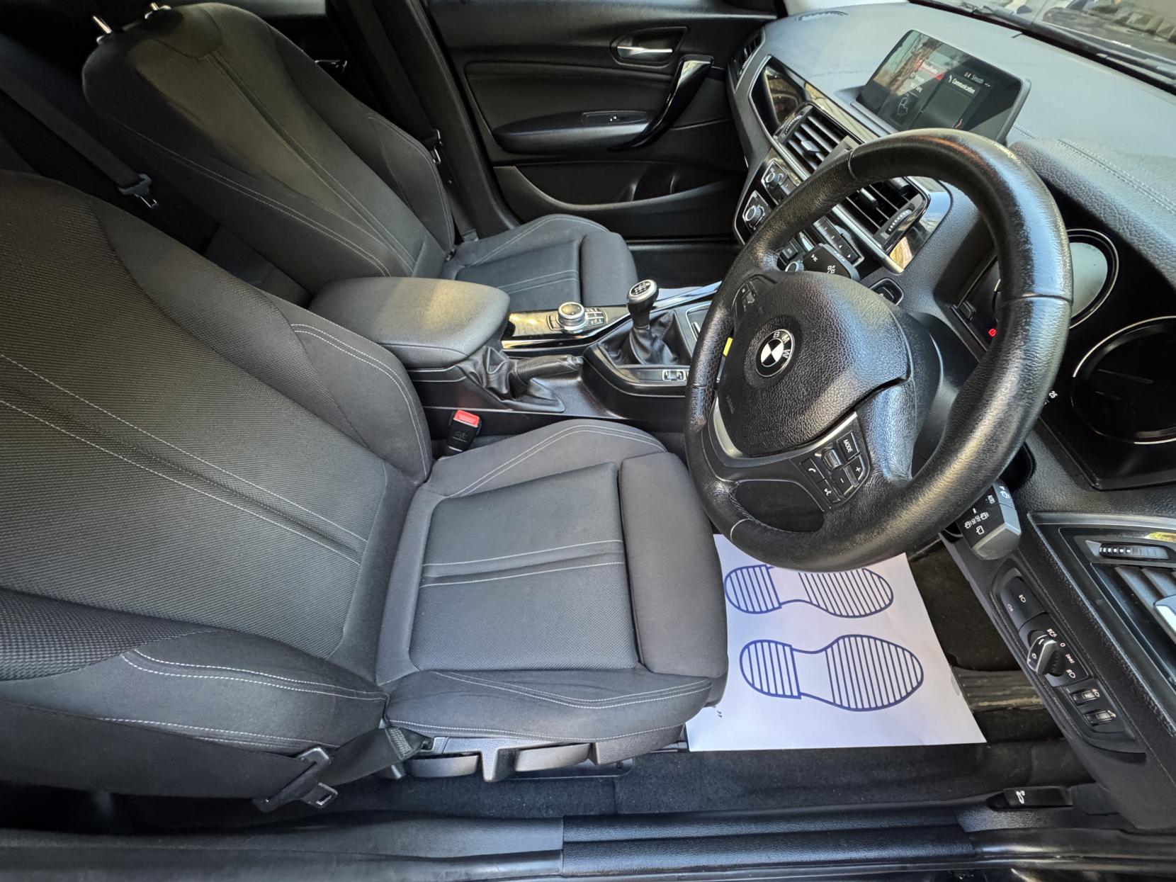 BMW 1 Series 1.5 118i Sport Hatchback 5dr Petrol Manual Euro 6 (s/s) (136 ps)