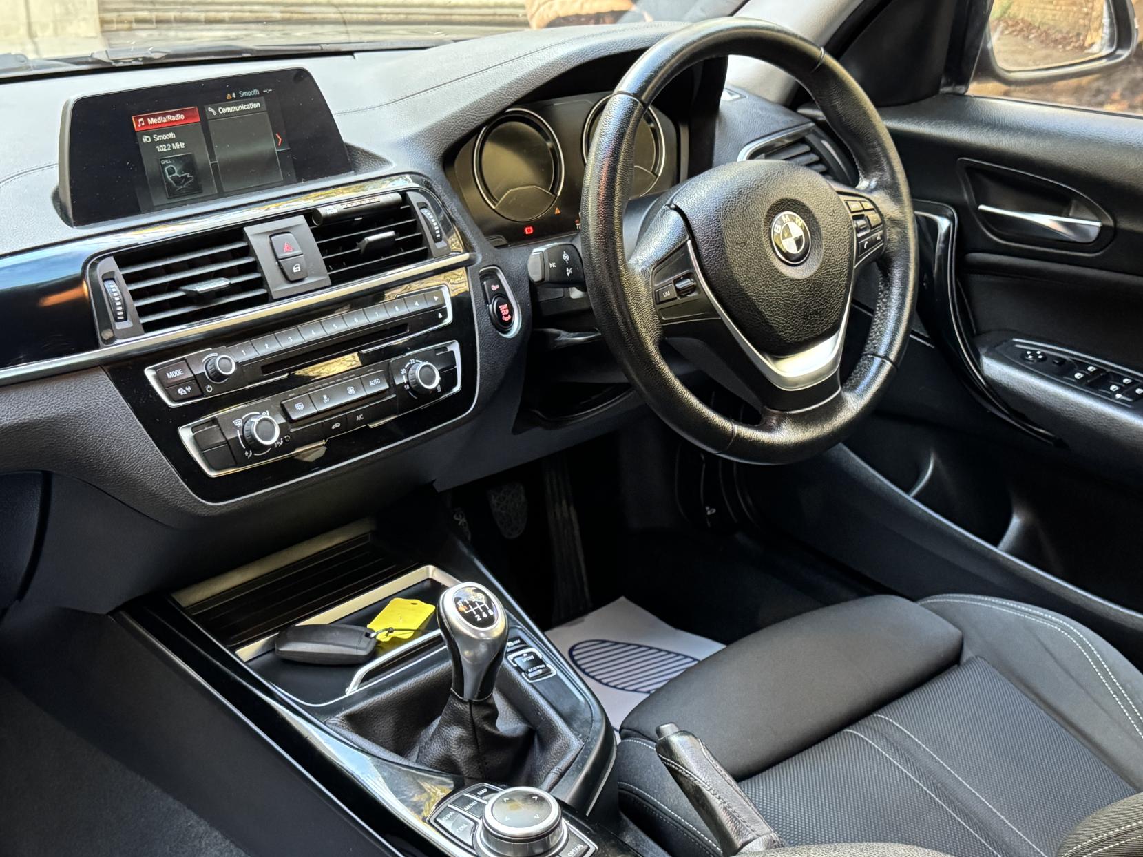 BMW 1 Series 1.5 118i Sport Hatchback 5dr Petrol Manual Euro 6 (s/s) (136 ps)