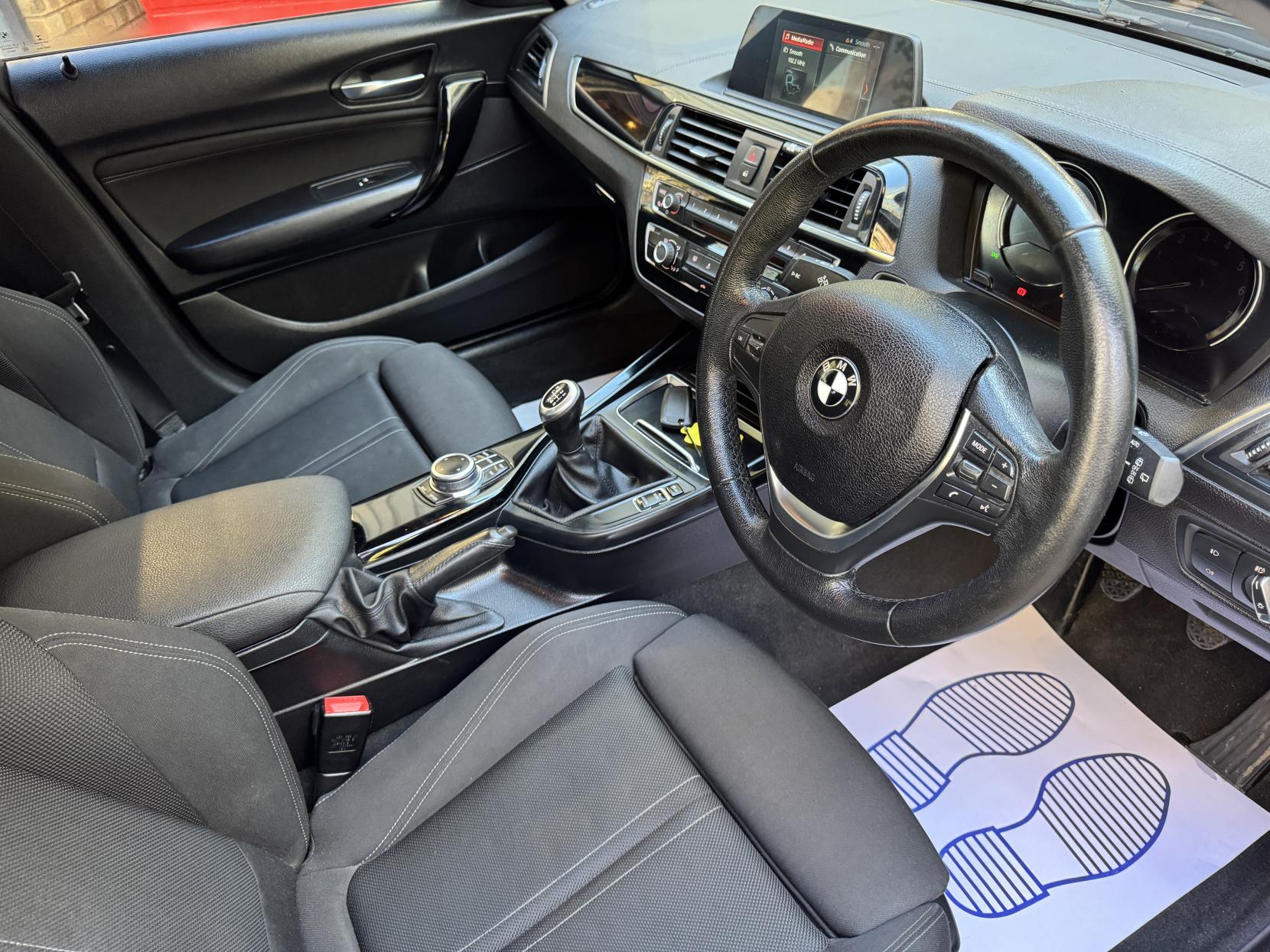 BMW 1 Series 1.5 118i Sport Hatchback 5dr Petrol Manual Euro 6 (s/s) (136 ps)