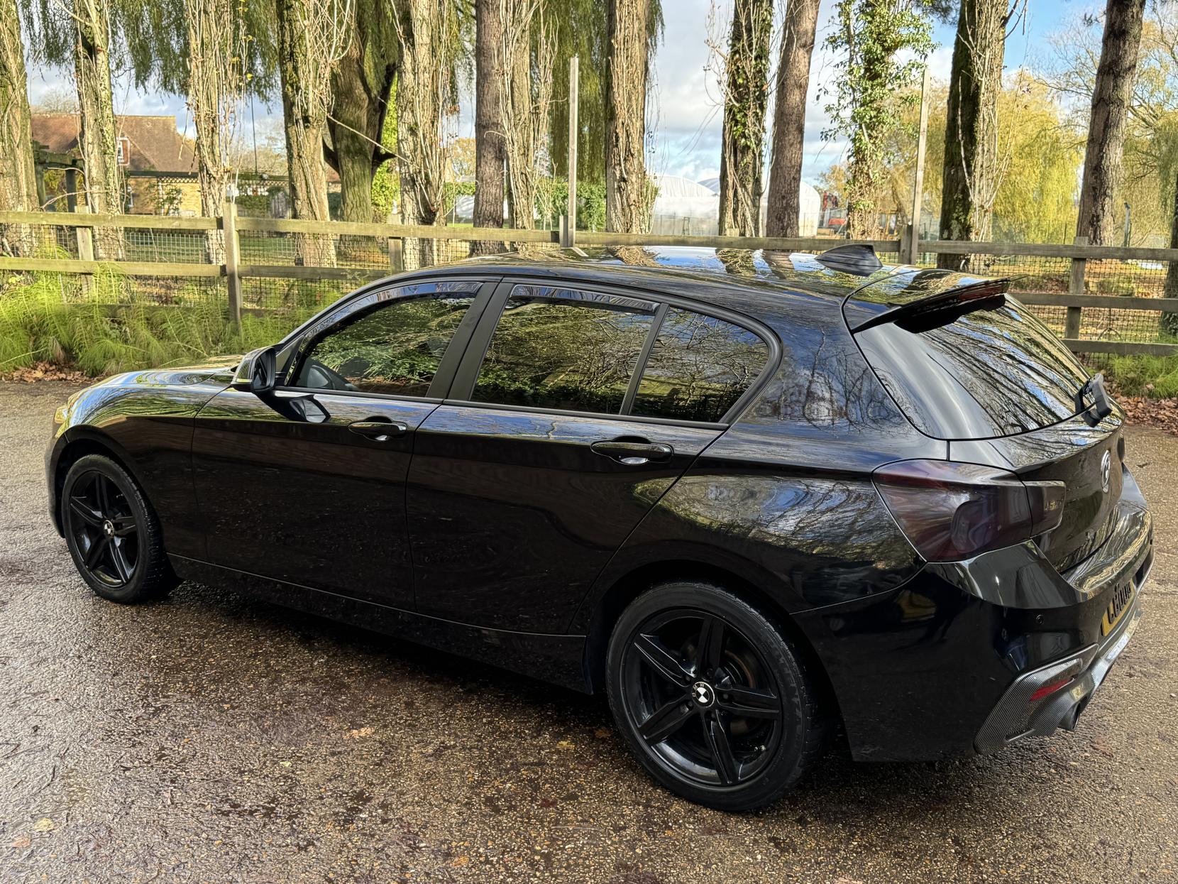 BMW 1 Series 1.5 118i Sport Hatchback 5dr Petrol Manual Euro 6 (s/s) (136 ps)