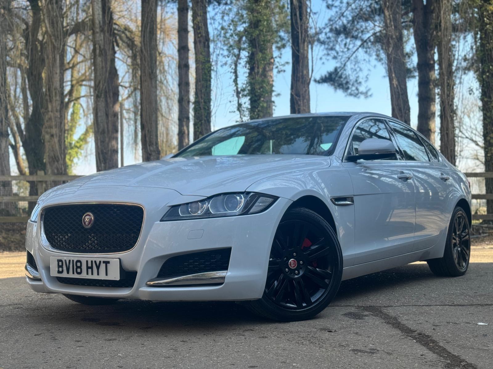 Jaguar XF 2.0d Prestige Saloon 4dr Diesel Manual Euro 6 (s/s) (180 ps)