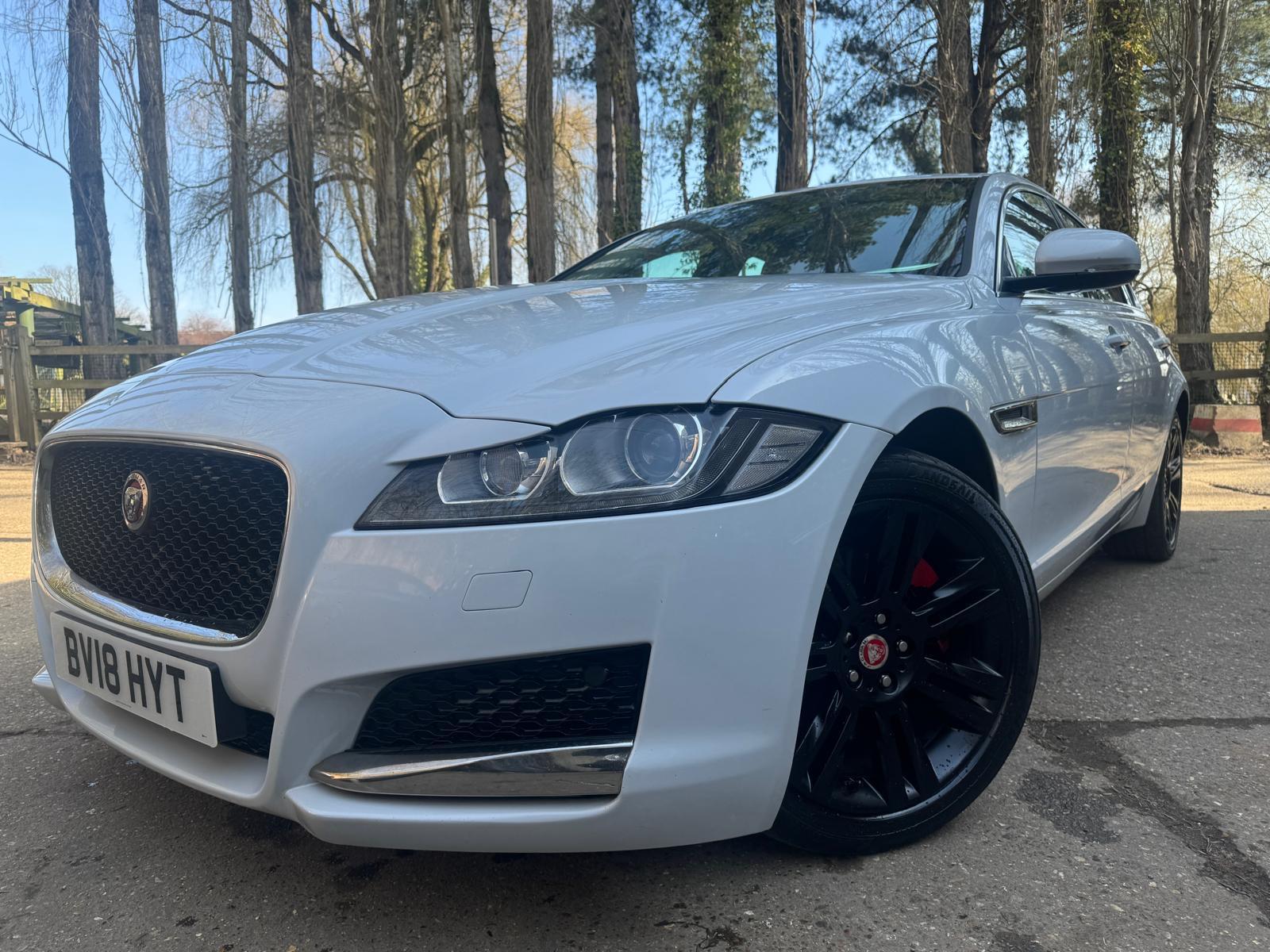 Jaguar XF 2.0d Prestige Saloon 4dr Diesel Manual Euro 6 (s/s) (180 ps)